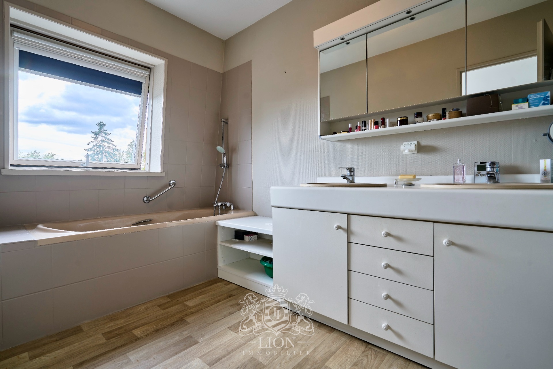 T3 dernier etage balcons garage et parking Photo 12 - Le Lion Immobilier