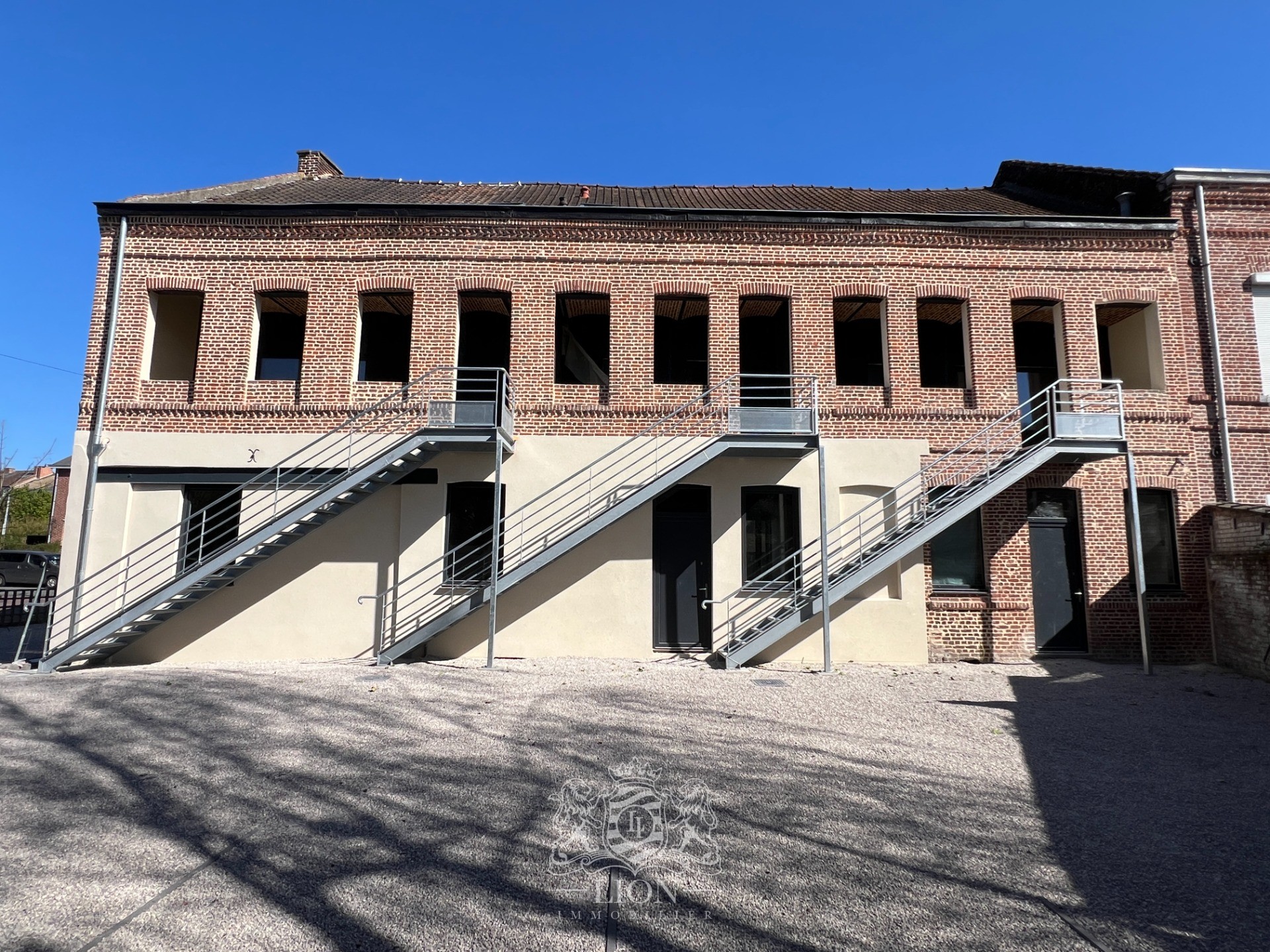 Superbe duplex emmenager 2 chambres Photo 10 - Le Lion Immobilier Superbe duplex emmenager 2 chambres Photo 10 - Le Lion Immobilier