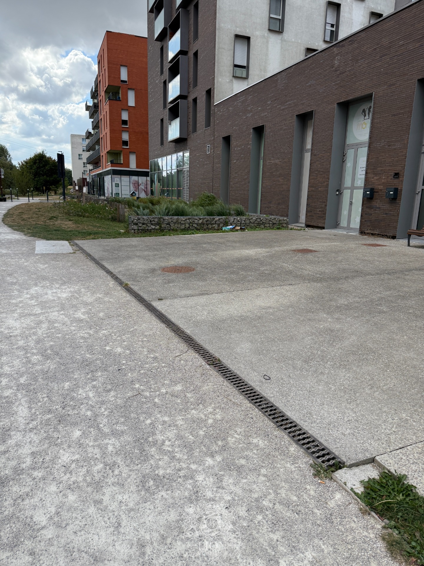 Appartement de type 4 pmr aux pieds du metro st philibert Photo 6 - Le Lion Immobilier