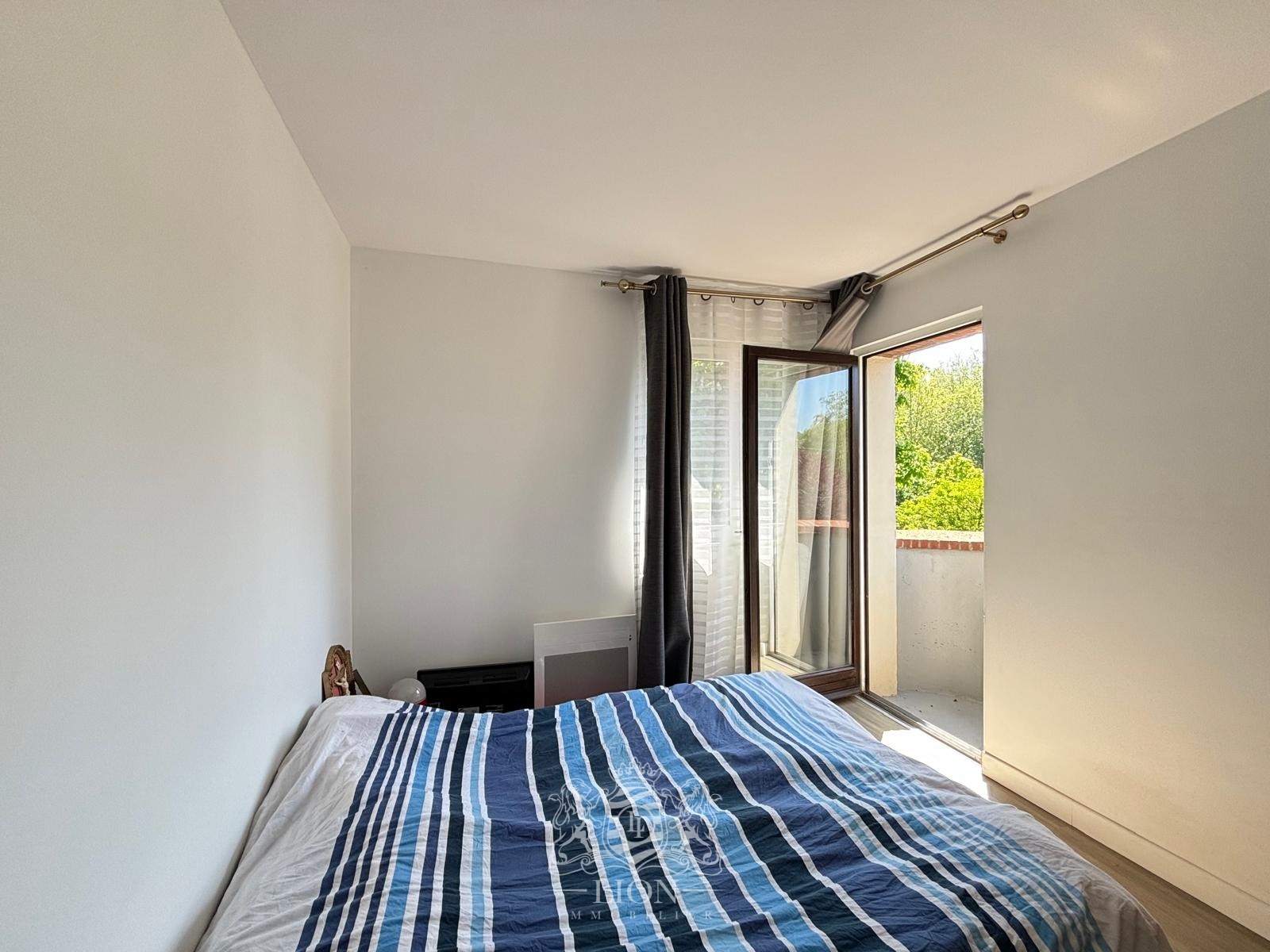 Appartement t2 bord de deule cadre exceptionnel  Photo 4 - Le Lion Immobilier