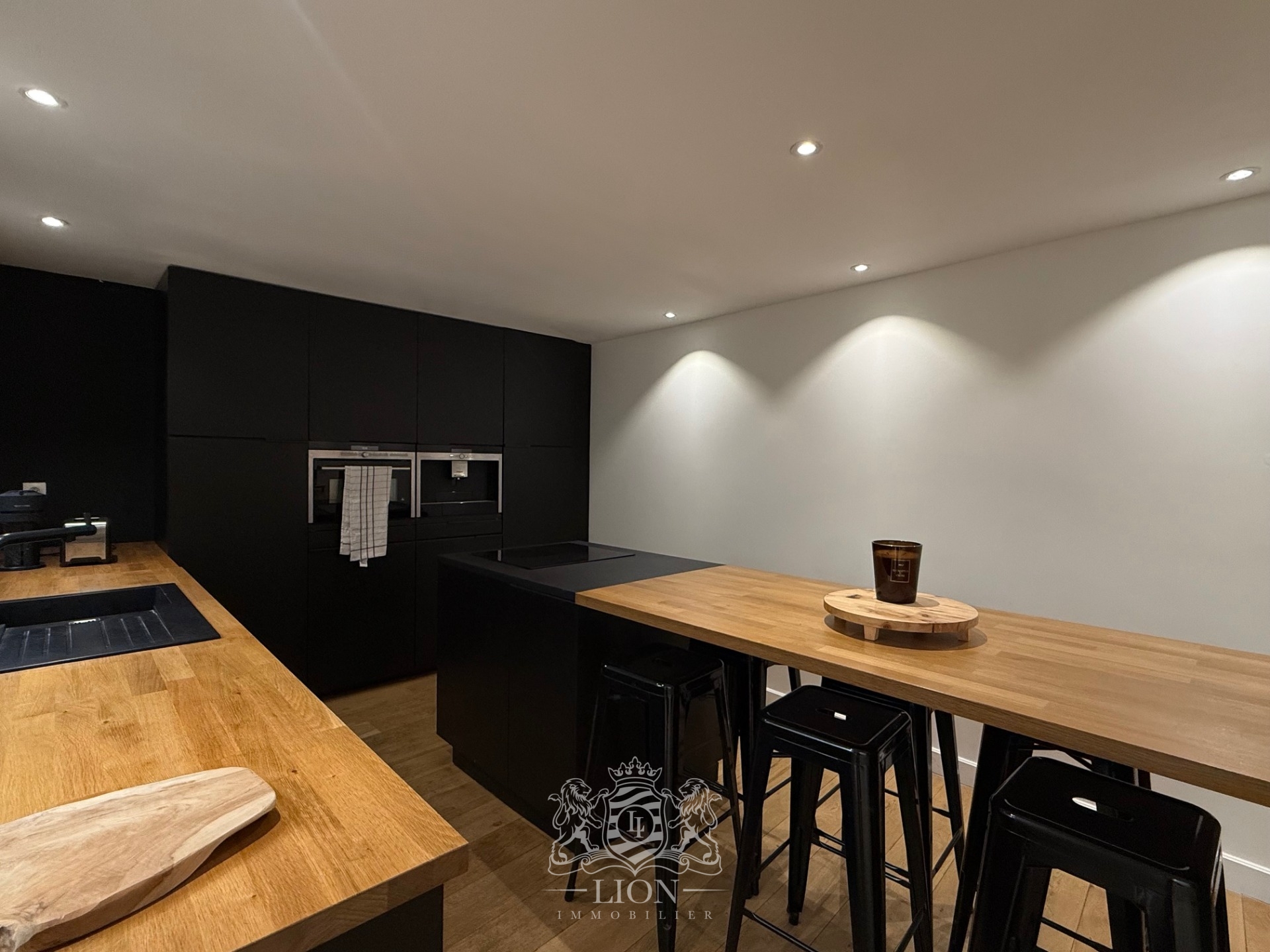 Aqzl croix loft 3 chambres avec cour et garage Photo 3 - Le Lion Immobilier Aqzl croix loft 3 chambres avec cour et garage Photo 3 - Le Lion Immobilier