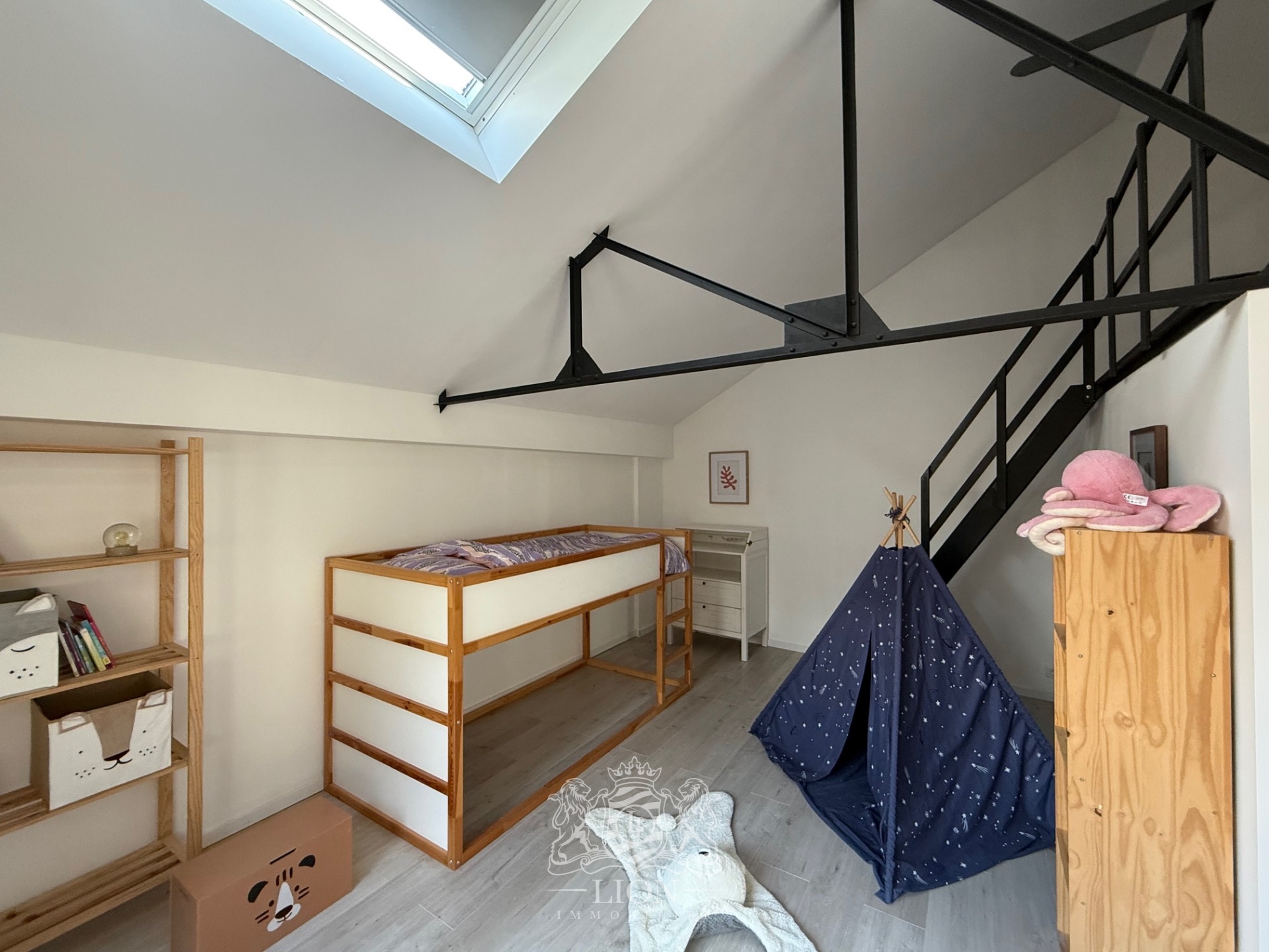 Aqzl croix loft 3 chambres avec cour et garage Photo 14 - Le Lion Immobilier Aqzl croix loft 3 chambres avec cour et garage Photo 14 - Le Lion Immobilier