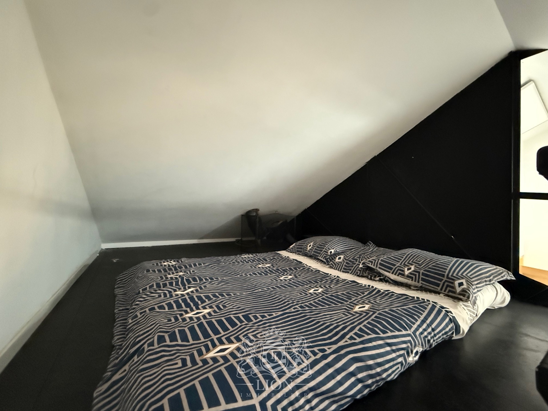 Aqzl croix loft 3 chambres avec cour et garage Photo 16 - Le Lion Immobilier Aqzl croix loft 3 chambres avec cour et garage Photo 16 - Le Lion Immobilier