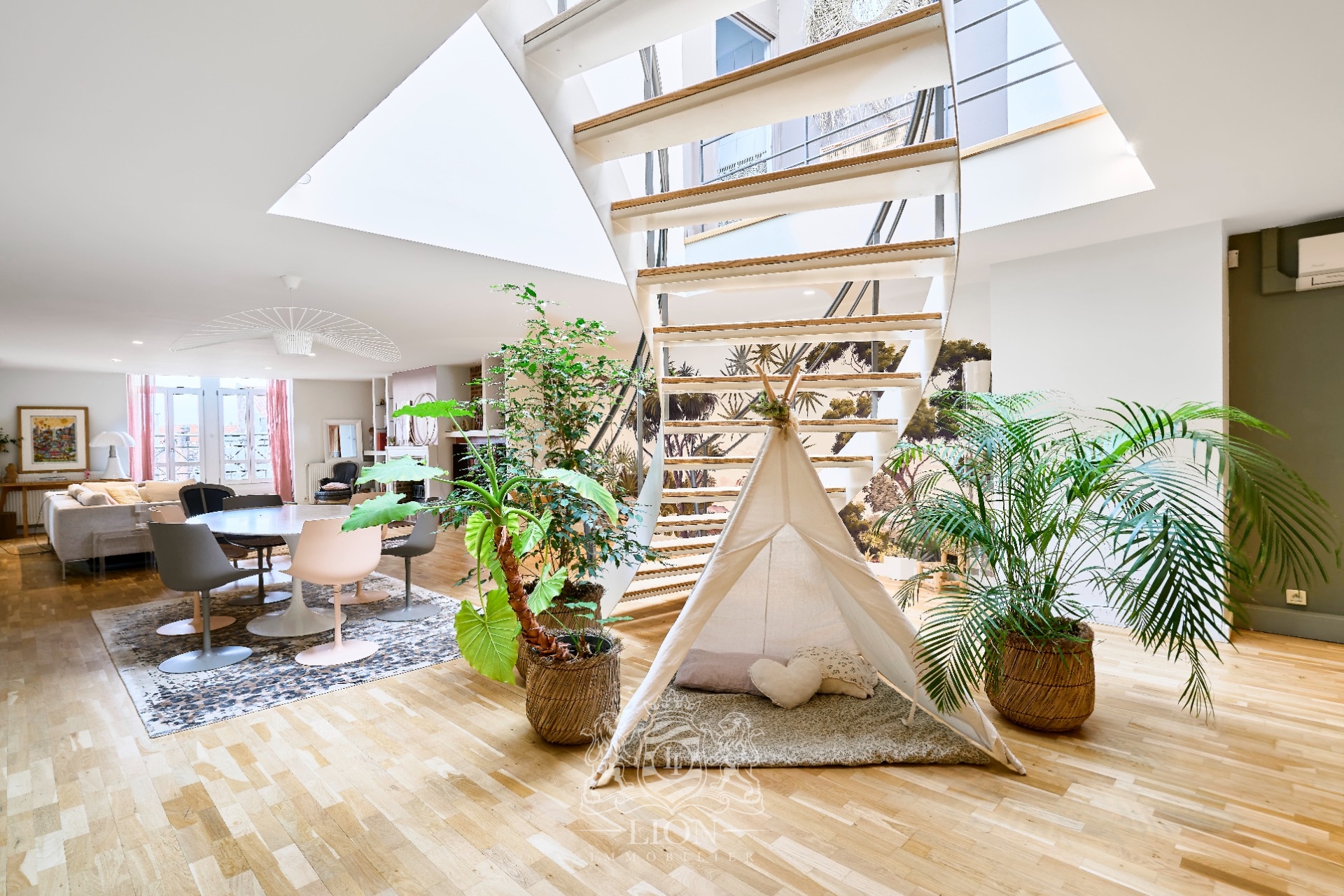 Vieux lille prox grand place avec terrasse parking Photo 4 - Le Lion Immobilier Vieux lille prox grand place avec terrasse parking Photo 4 - Le Lion Immobilier