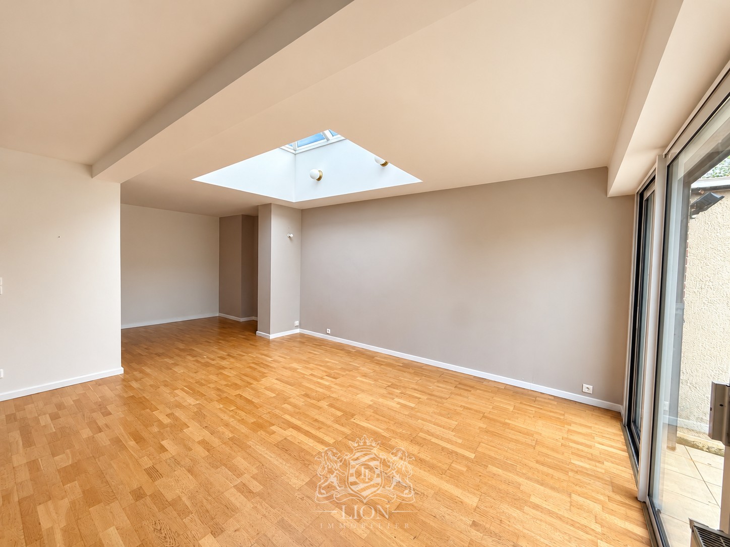 Arjr lambersart maison 4 chbres avec garage et jardin Photo 3 - Le Lion Immobilier Arjr lambersart maison 4 chbres avec garage et jardin Photo 3 - Le Lion Immobilier