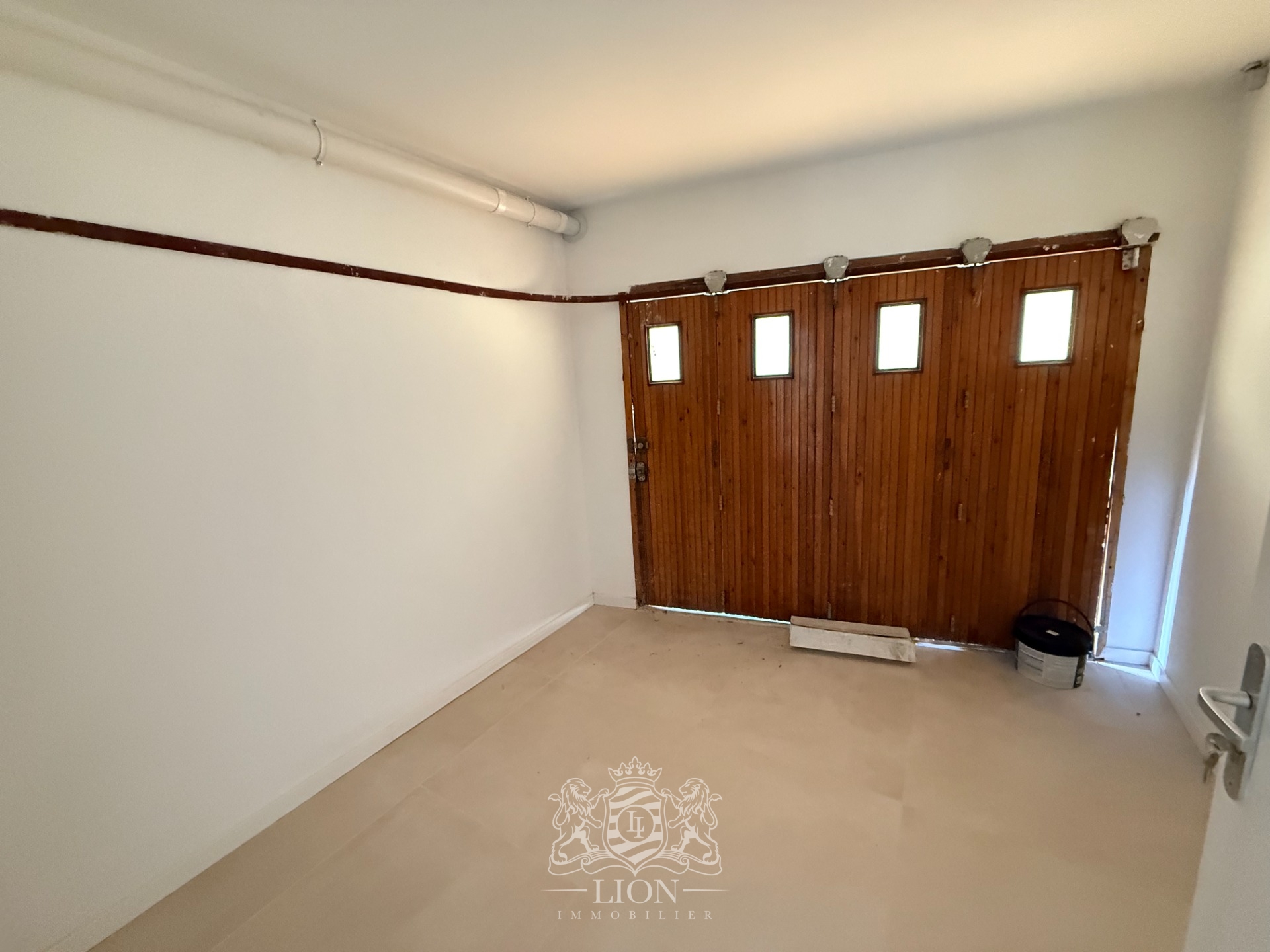 Large maison idealement situee entre mairie et hippodrome Photo 7 - Le Lion Immobilier Large maison idealement situee entre mairie et hippodrome Photo 7 - Le Lion Immobilier