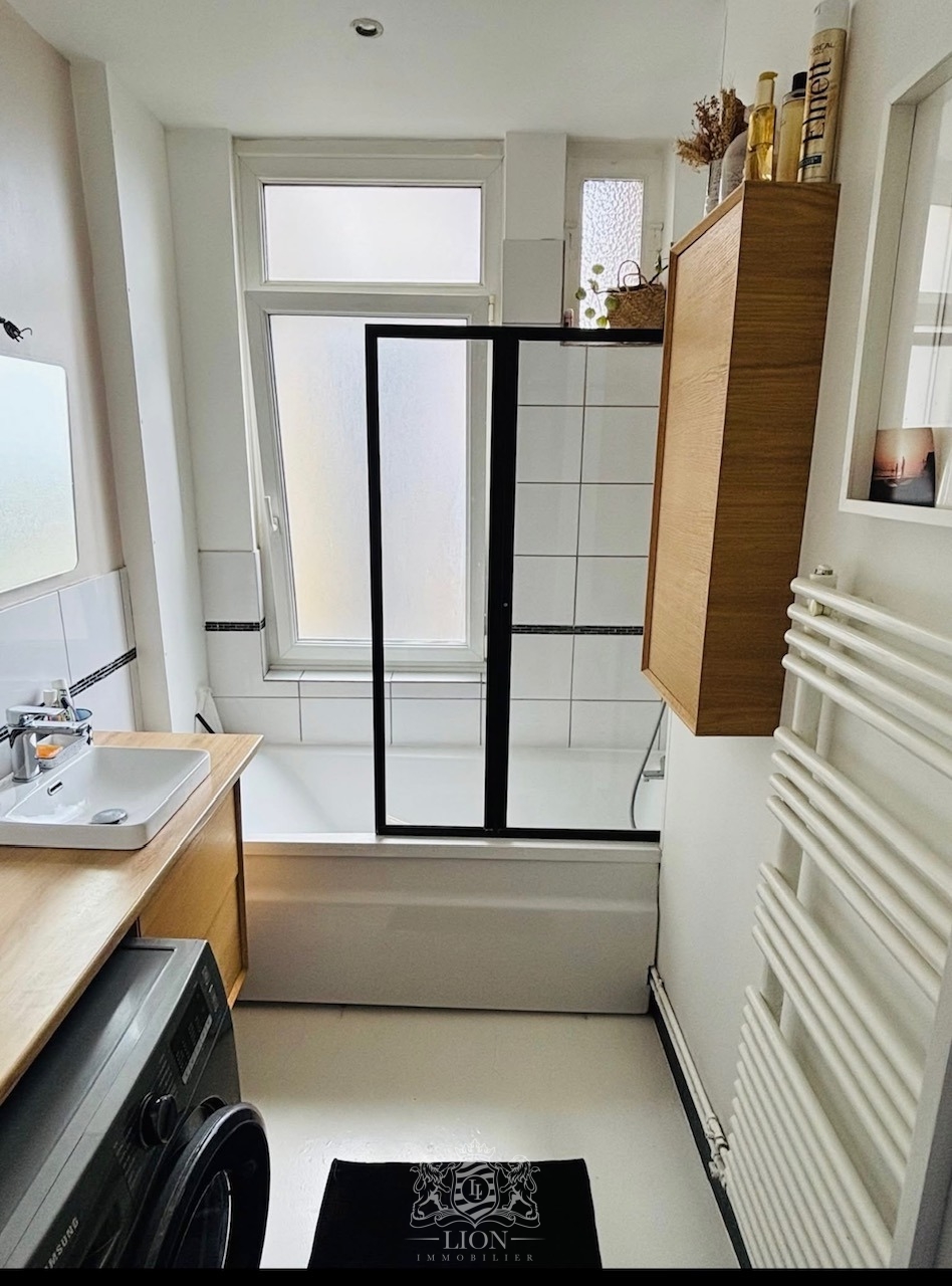 Appartement type 3 hyper centre cachet Photo 13 - Le Lion Immobilier Appartement type 3 hyper centre cachet Photo 13 - Le Lion Immobilier