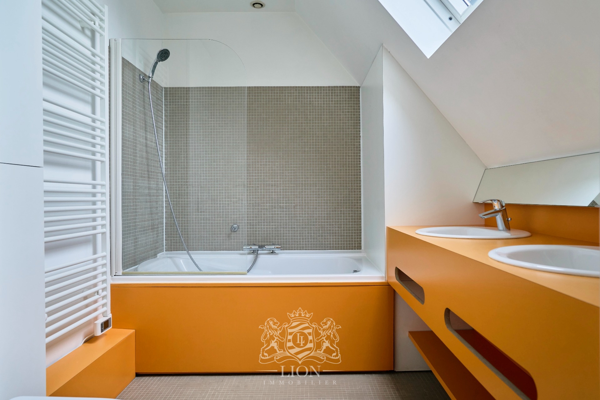 Rare duplex au dernier etage vieux lille Photo 13 - Le Lion Immobilier Rare duplex au dernier etage vieux lille Photo 13 - Le Lion Immobilier