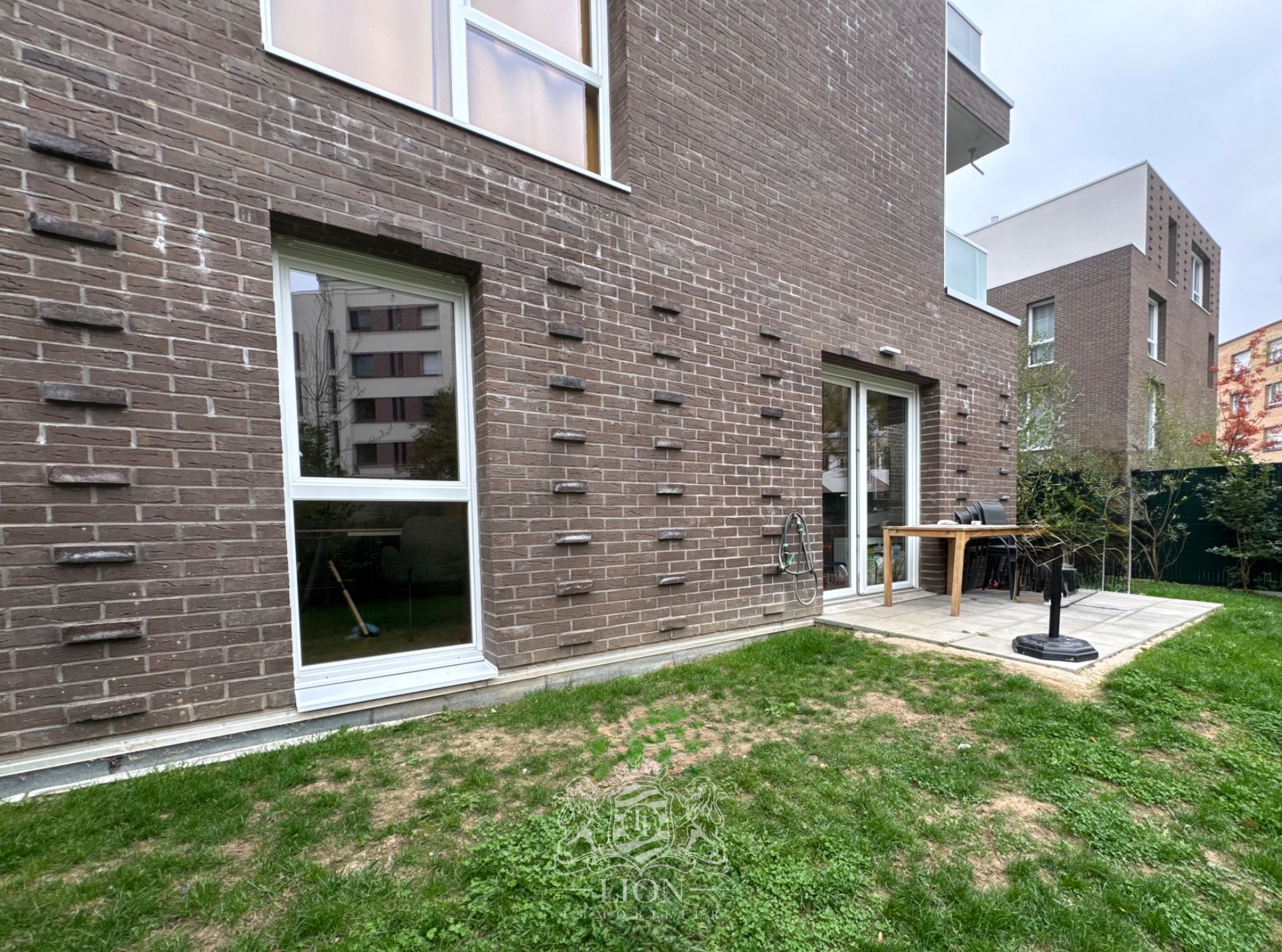 Beau t3 lumineux en residence neuve parkings et jardin Photo 4 - Le Lion Immobilier Beau t3 lumineux en residence neuve parkings et jardin Photo 4 - Le Lion Immobilier