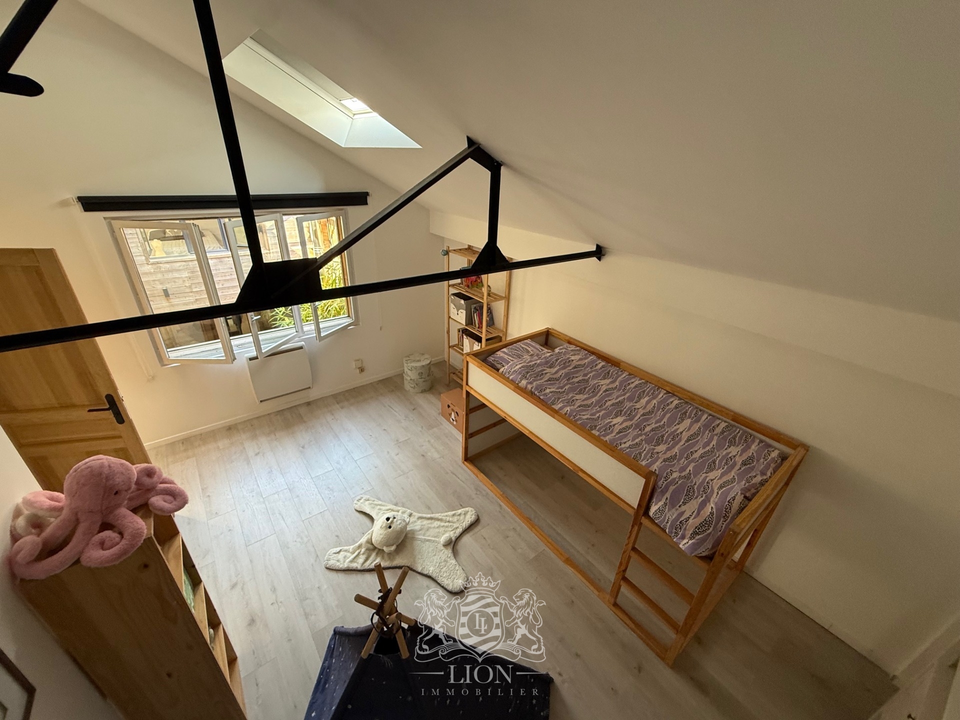 Croix loft 3 chambres avec cour et garage Photo 15 - Le Lion Immobilier Croix loft 3 chambres avec cour et garage Photo 15 - Le Lion Immobilier