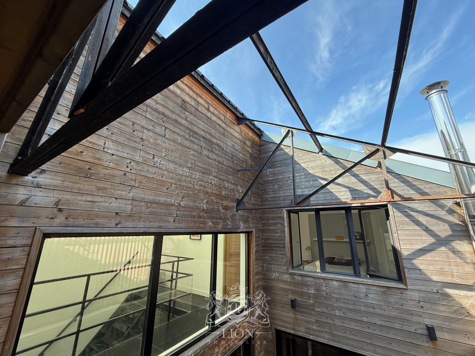 Croix loft 3 chambres avec cour et garage Photo 18 - Le Lion Immobilier Croix loft 3 chambres avec cour et garage Photo 18 - Le Lion Immobilier