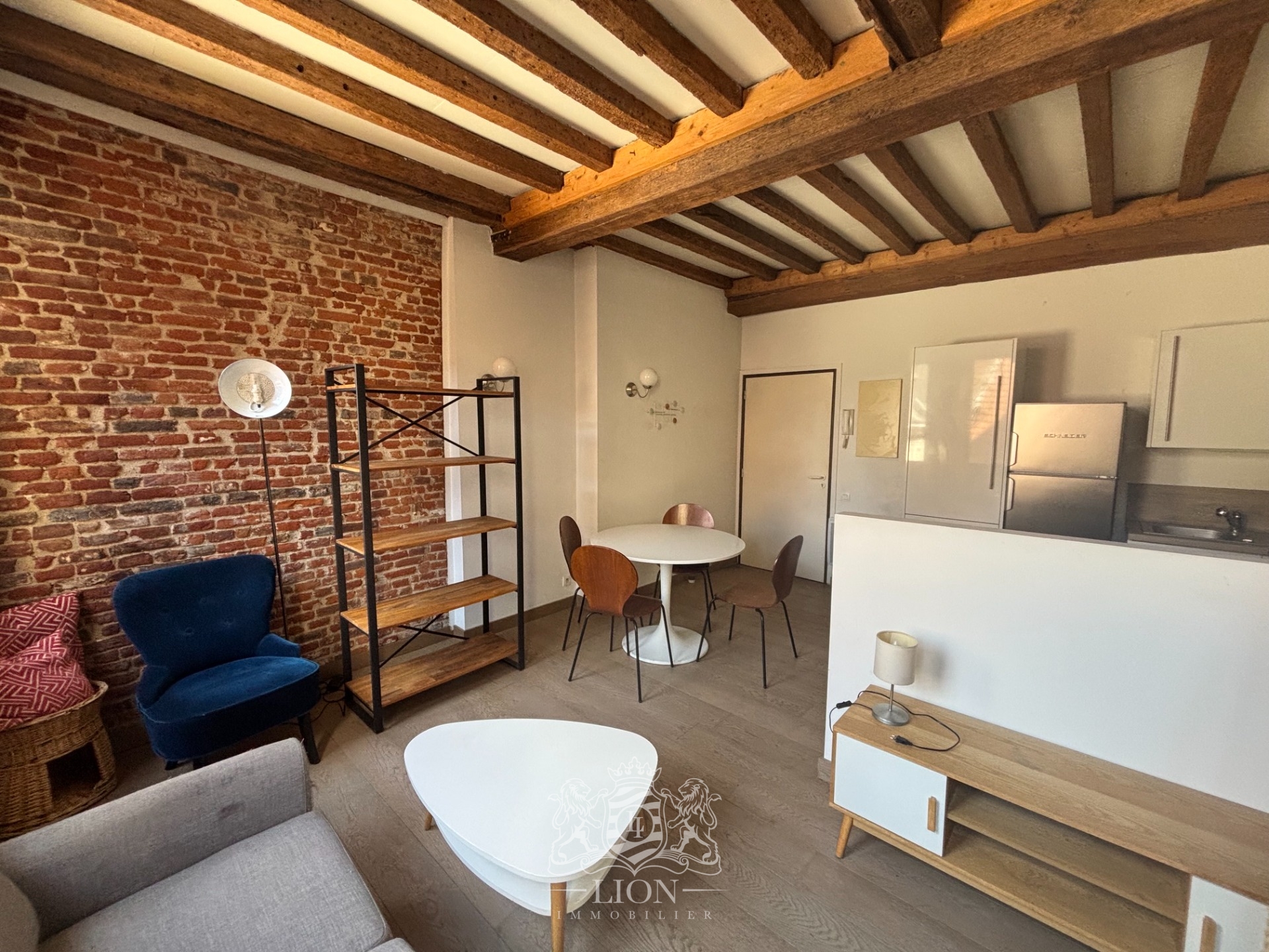 Vieux lille rue de la monnaie appartement duplex  t2 Photo 4 - Le Lion Immobilier