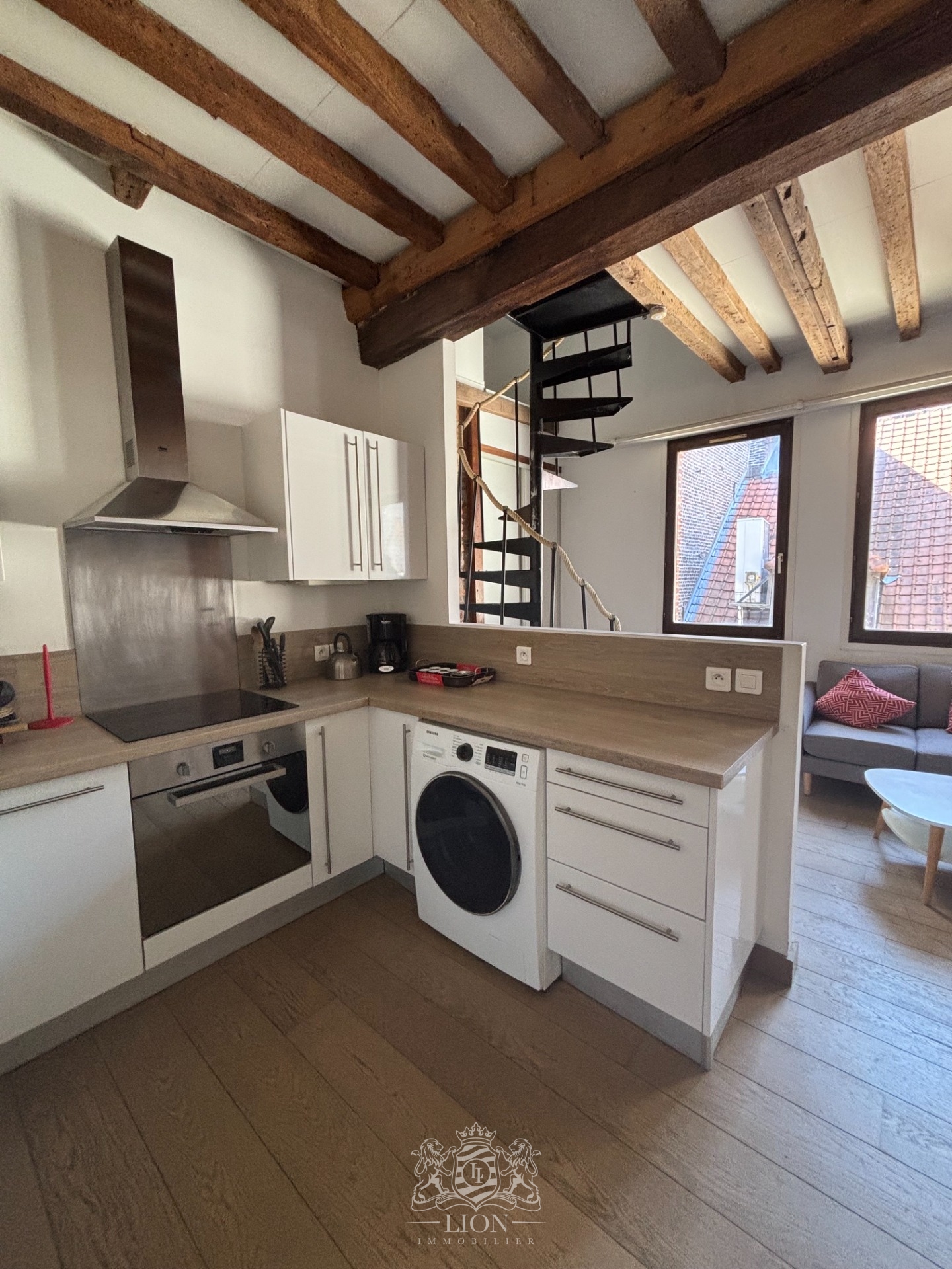 Vieux lille rue de la monnaie appartement duplex  t2 Photo 5 - Le Lion Immobilier
