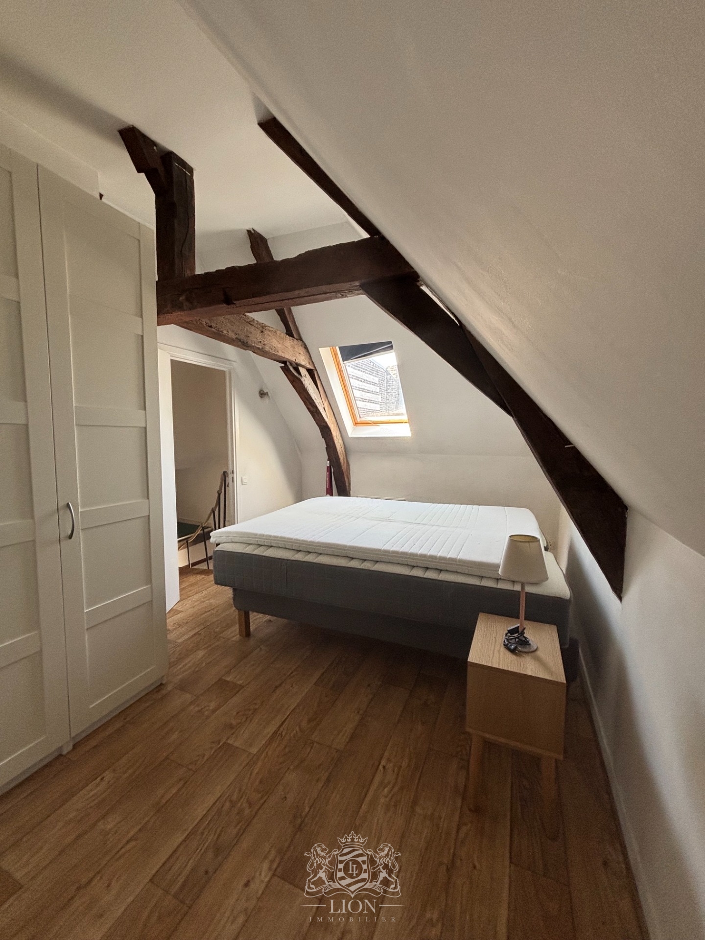 Vieux lille rue de la monnaie appartement duplex  t2 Photo 8 - Le Lion Immobilier