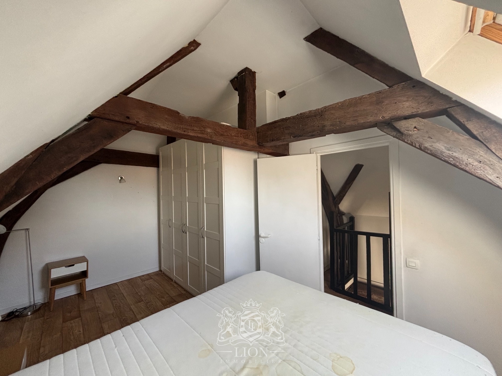 Vieux lille rue de la monnaie appartement duplex  t2 Photo 9 - Le Lion Immobilier