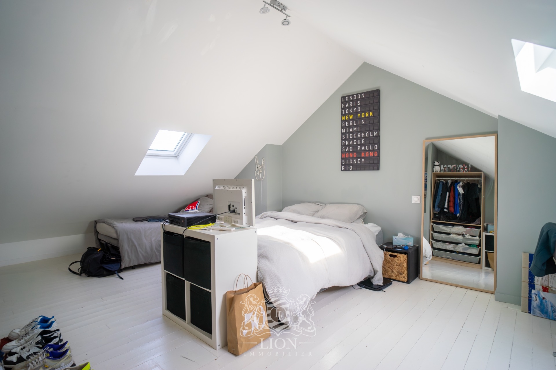 Grande maison familiale avec charme et garage Photo 5 - Le Lion Immobilier Grande maison familiale avec charme et garage Photo 5 - Le Lion Immobilier