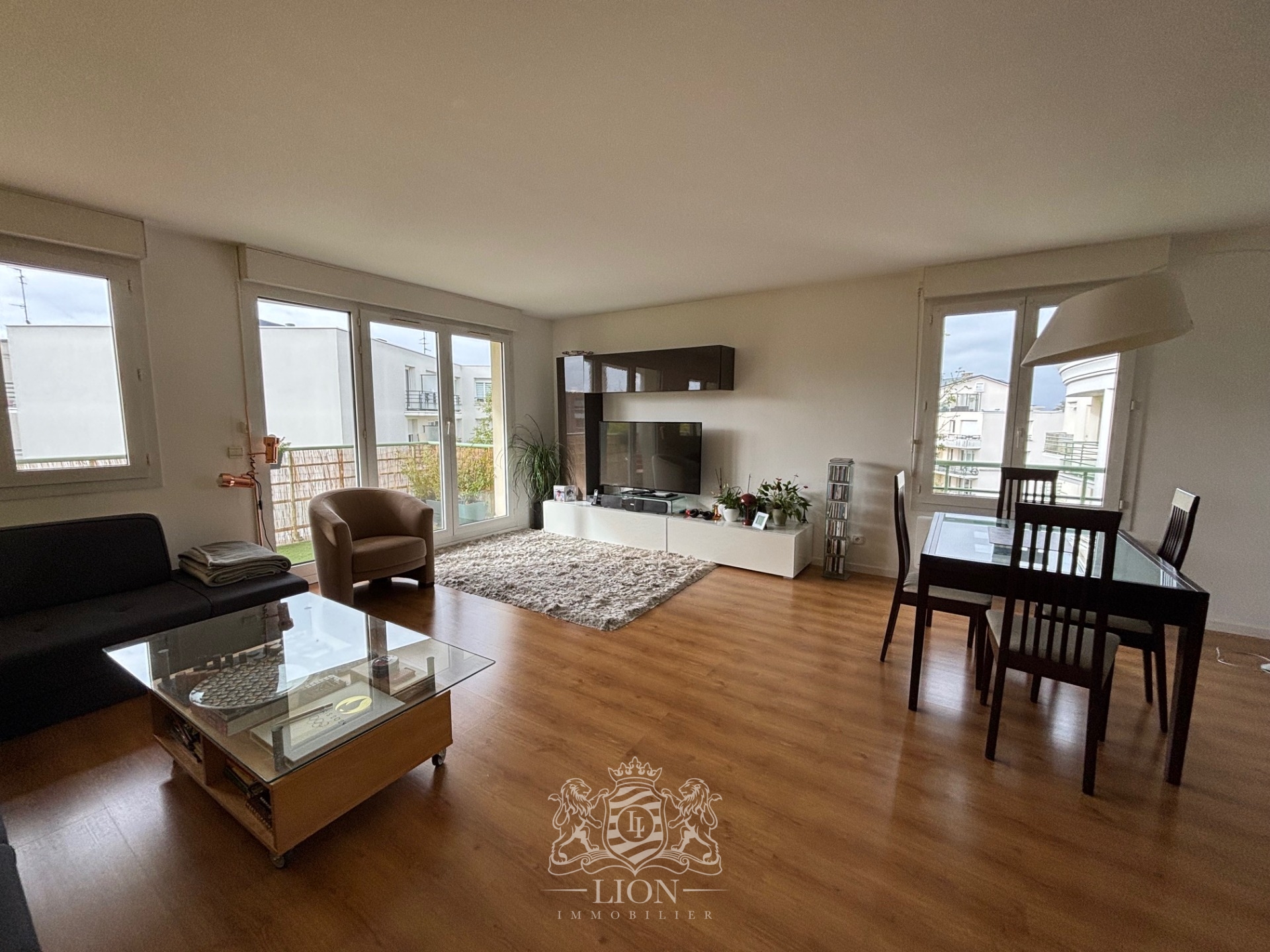 Vieux lille appartement 129m balcon et box sous sol Photo 2 - Le Lion Immobilier