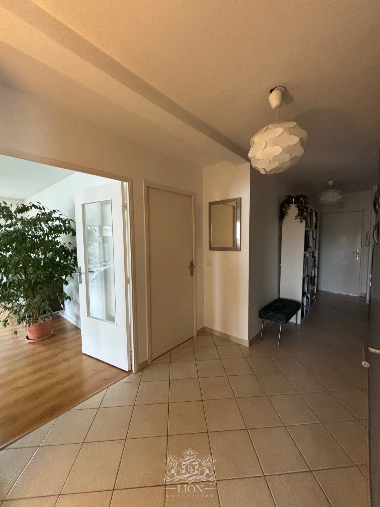 Vieux lille appartement 129m balcon et box sous sol Photo 10 - Le Lion Immobilier