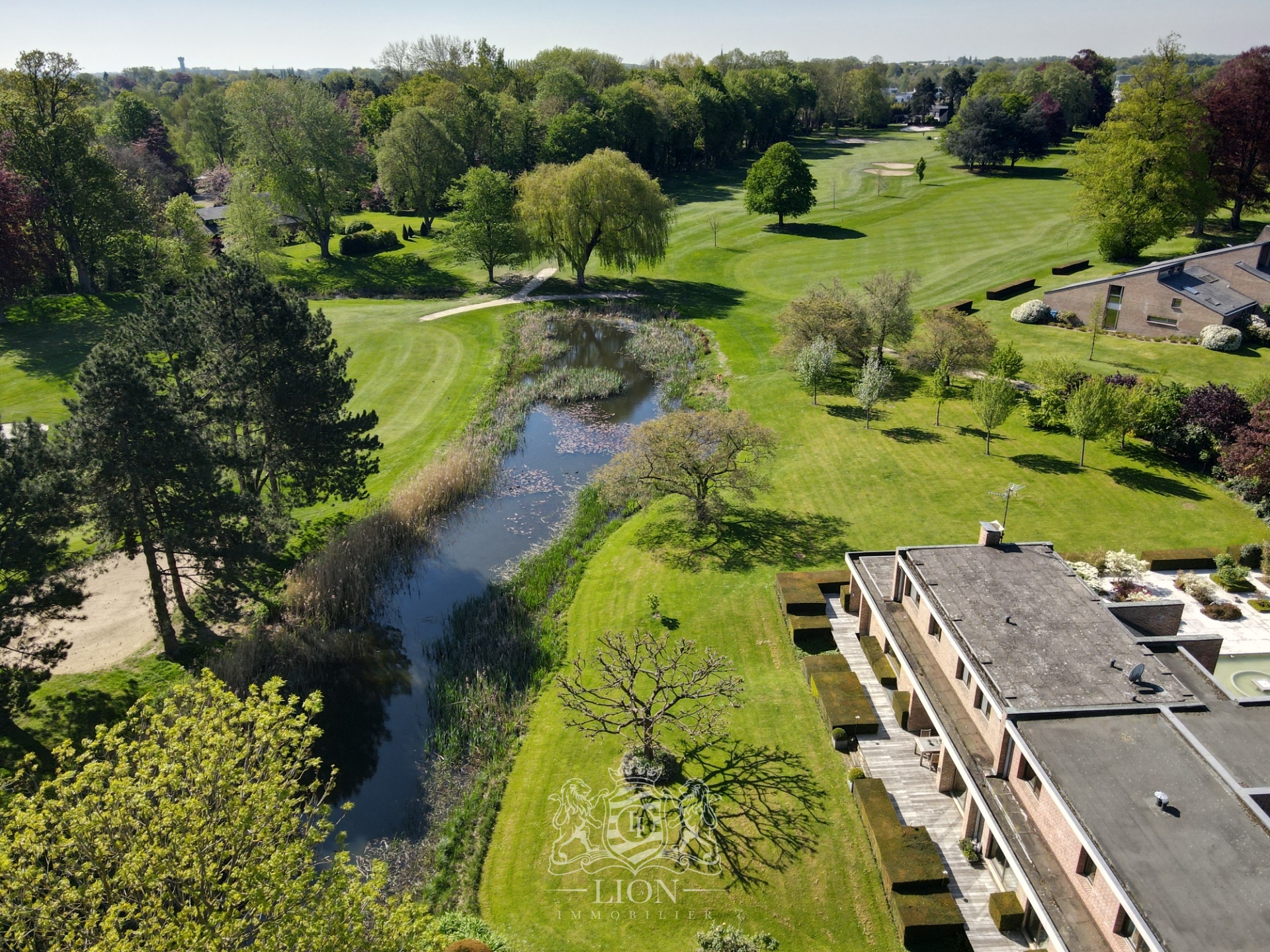 Villa sur golf de brigode 5 chambres - Le Lion Immobilier