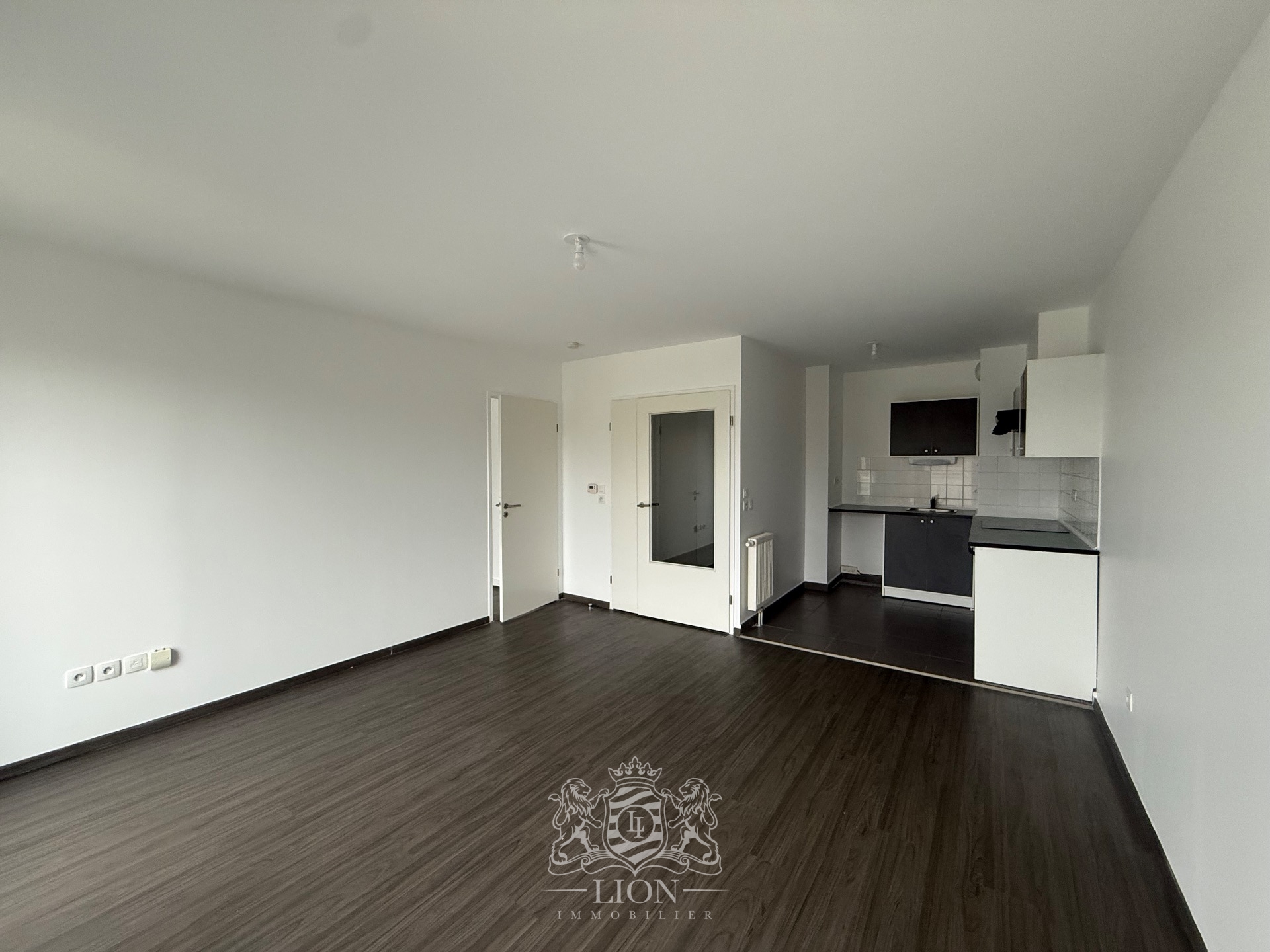 Arru haubourdin t2 avec parking Photo 4 - Le Lion Immobilier Arru haubourdin t2 avec parking Photo 4 - Le Lion Immobilier