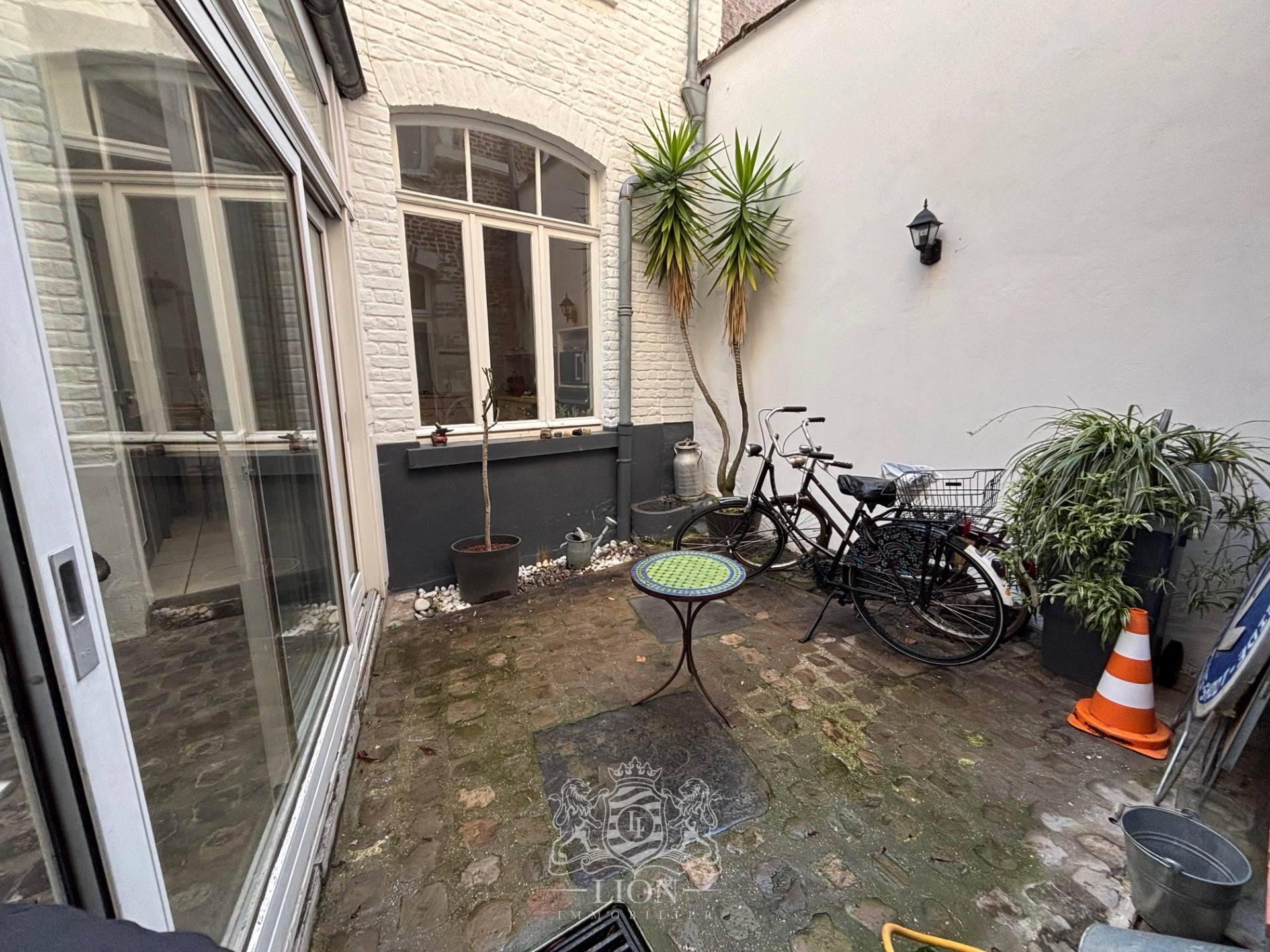 Vieux lille secteur voltaire maison typique avec exterieur Photo 15 - Le Lion Immobilier Vieux lille secteur voltaire maison typique avec exterieur Photo 15 - Le Lion Immobilier