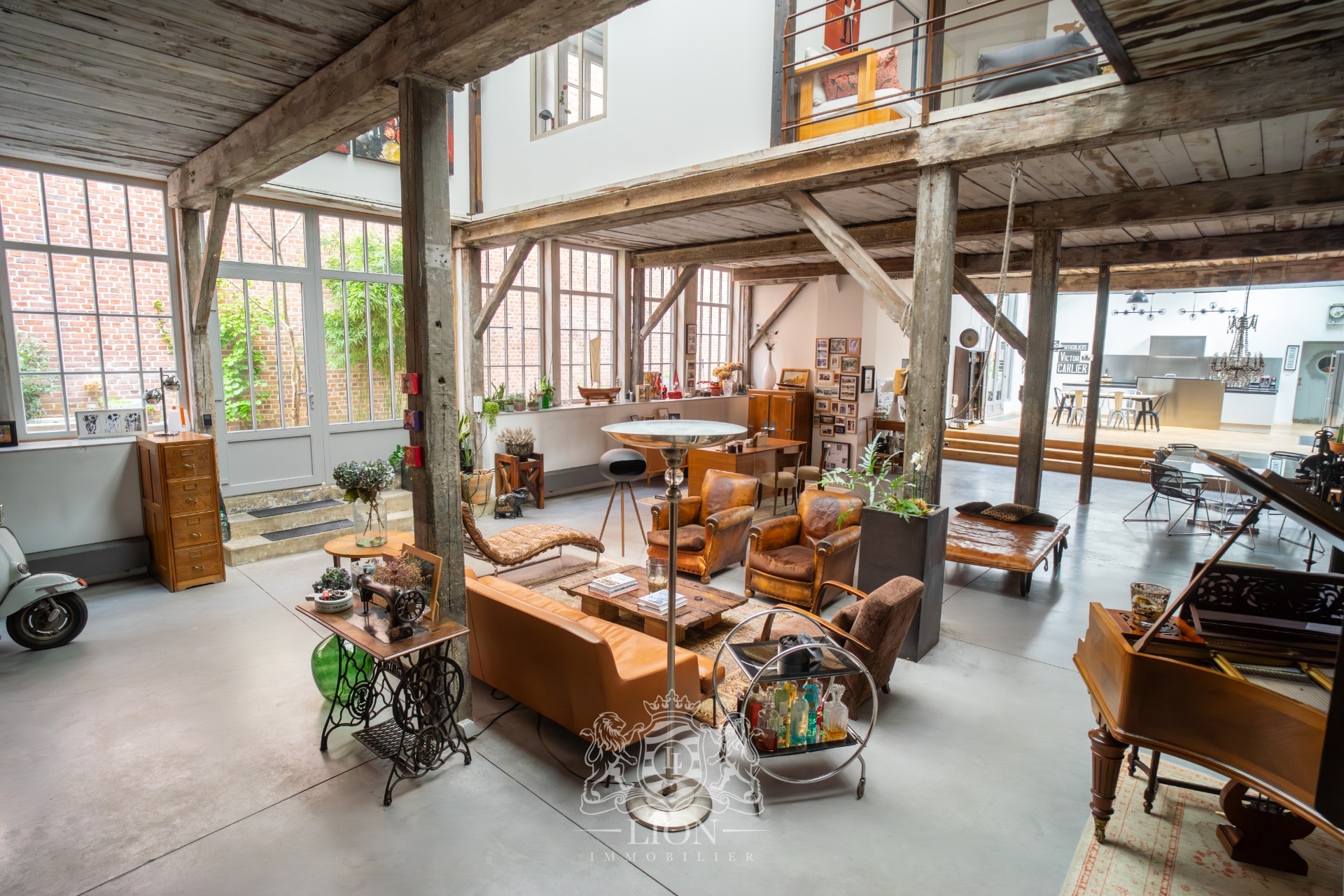 Superbe loft d exception avec exterieur Photo 1 - Le Lion Immobilier