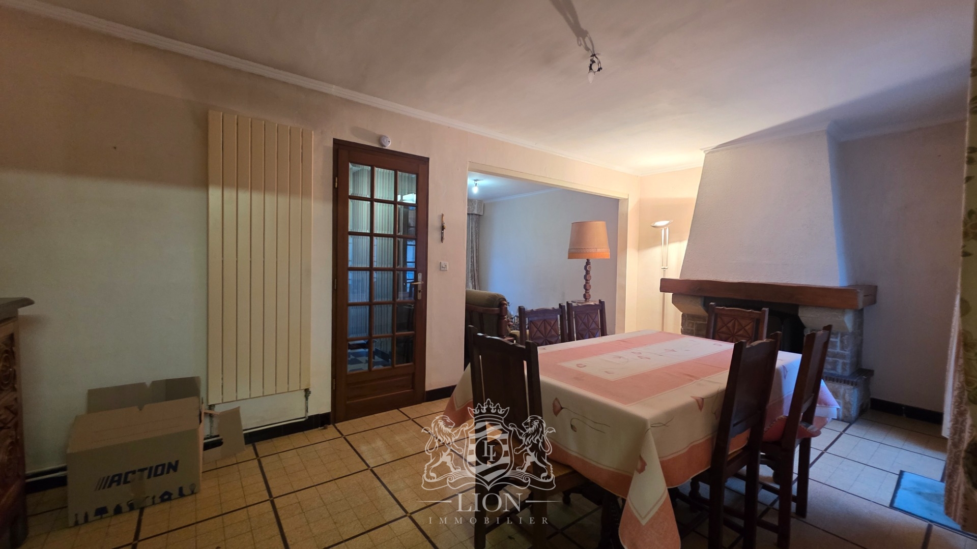 Maison de ville au fort potentiel   4 chambres grand garage Photo 2 - Le Lion Immobilier