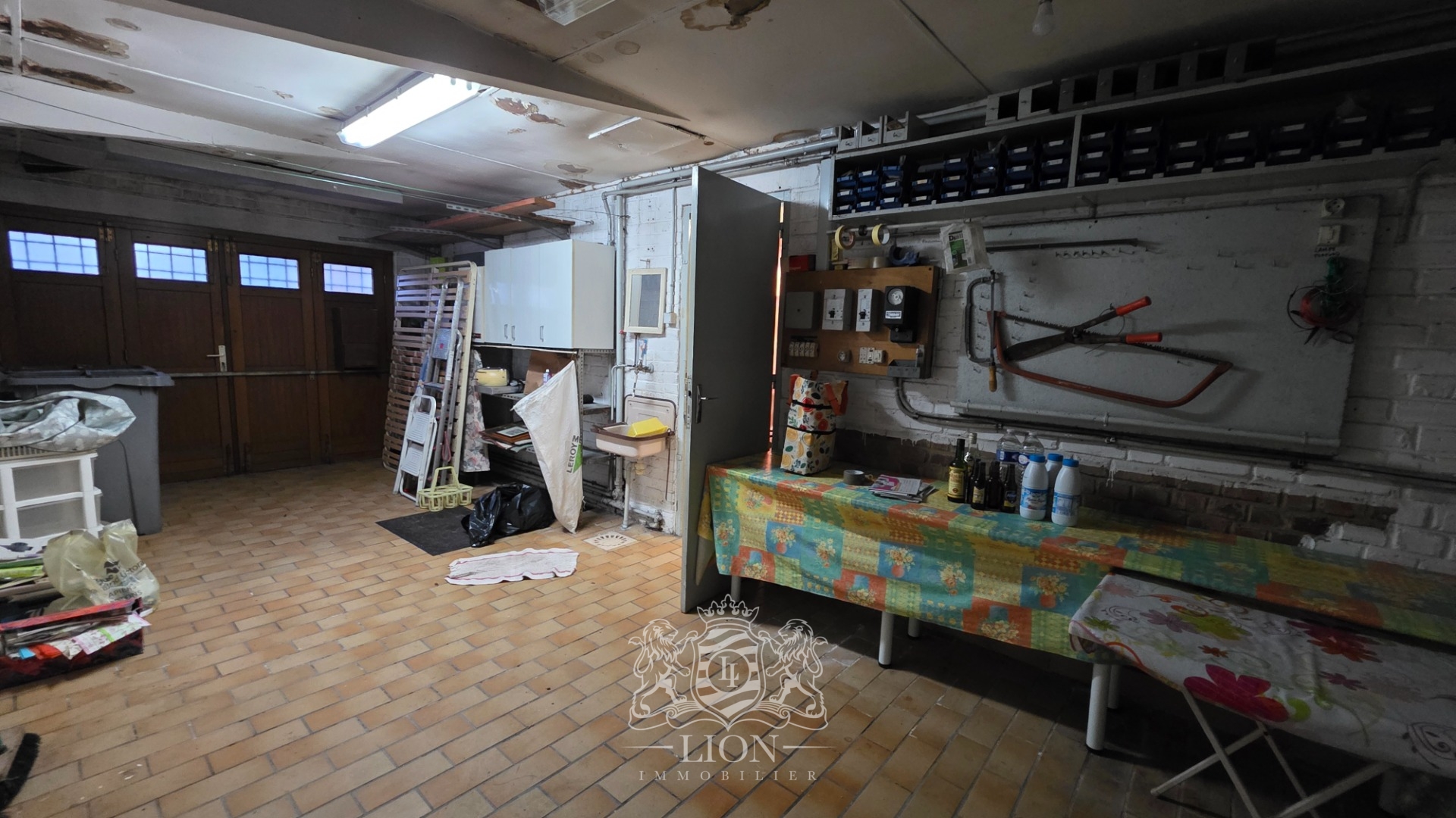 Maison de ville au fort potentiel 4 chambres grand garage Photo 7 - Le Lion Immobilier Maison de ville au fort potentiel 4 chambres grand garage Photo 7 - Le Lion Immobilier