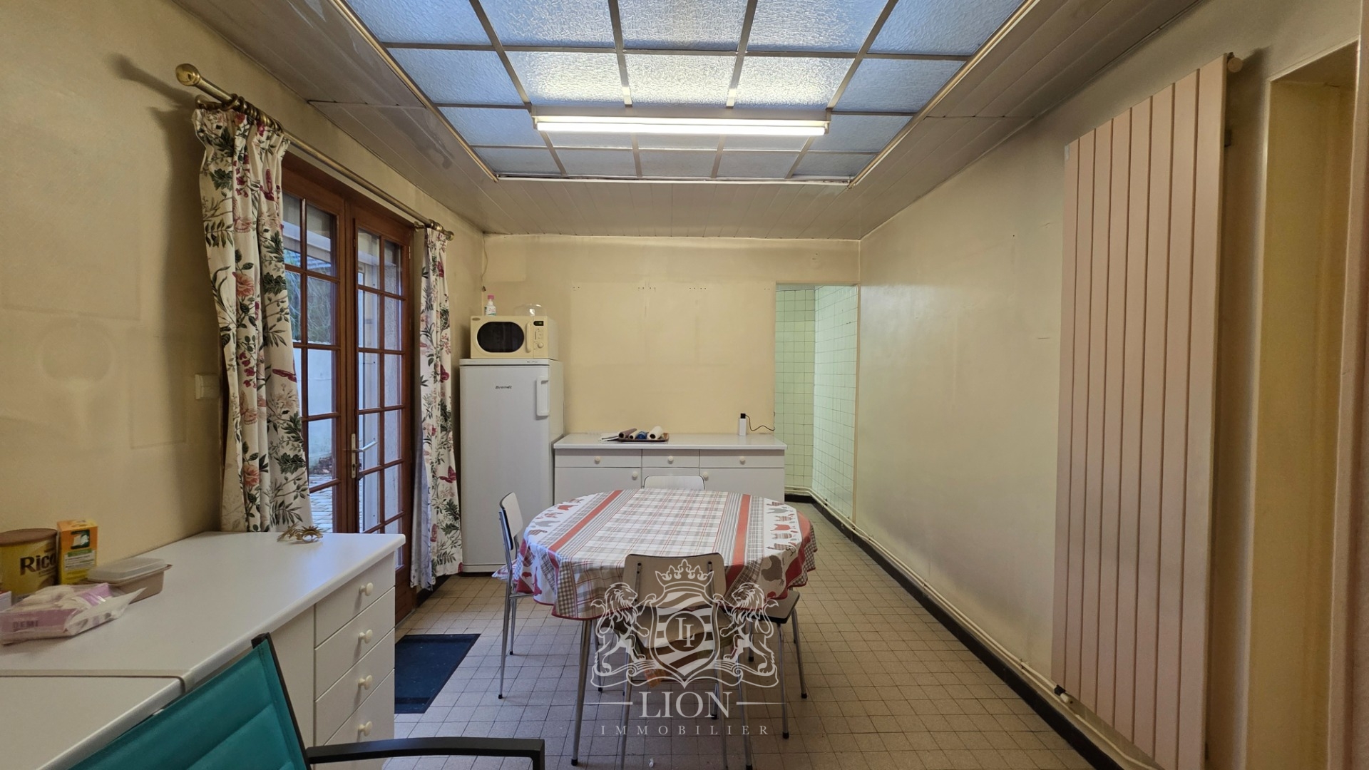 Maison de ville au fort potentiel 4 chambres grand garage Photo 8 - Le Lion Immobilier Maison de ville au fort potentiel 4 chambres grand garage Photo 8 - Le Lion Immobilier