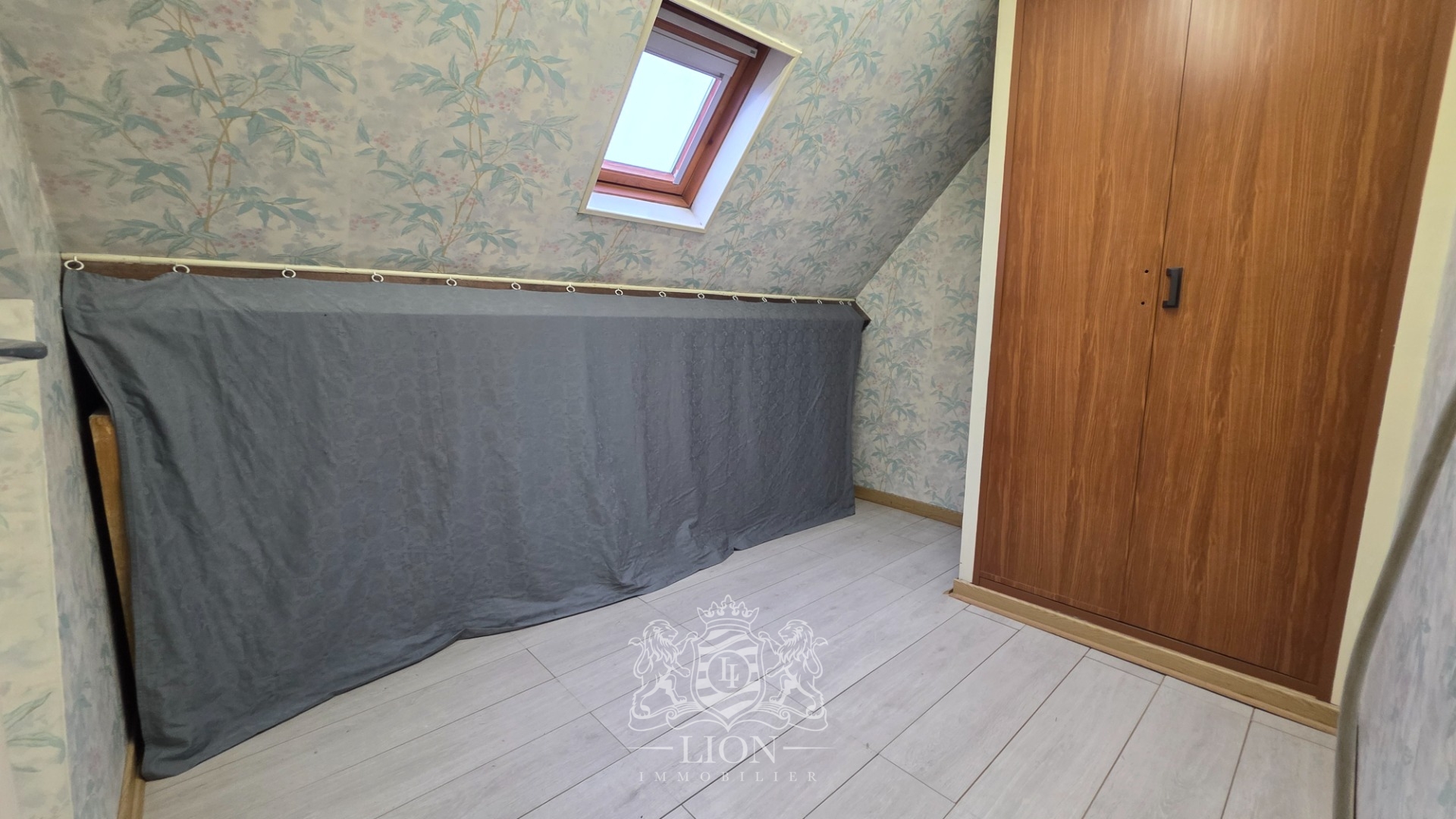 Maison de ville au fort potentiel   4 chambres grand garage Photo 11 - Le Lion Immobilier