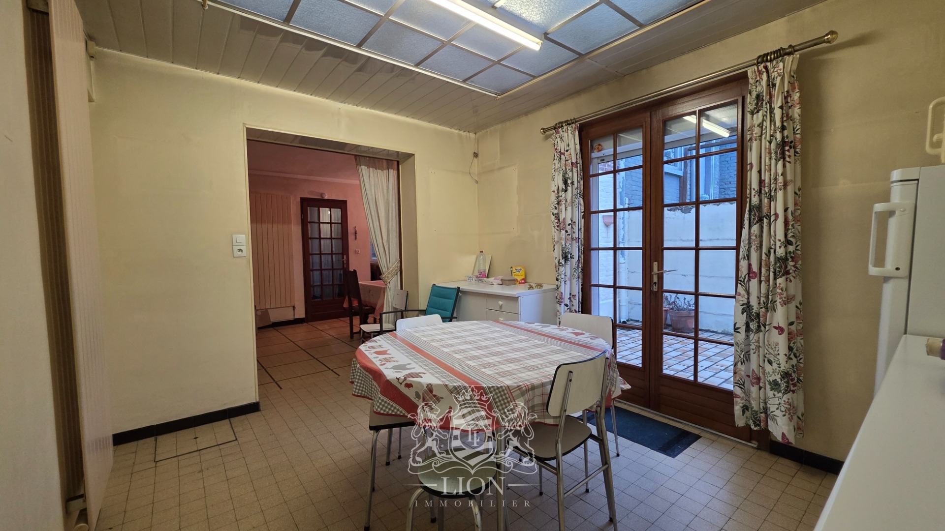 Maison de ville au fort potentiel   4 chambres grand garage Photo 15 - Le Lion Immobilier