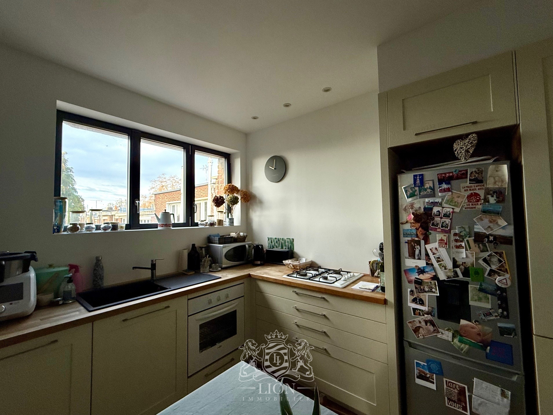 Asgm vieux lille t3 meuble avec parking Photo 3 - Le Lion Immobilier Asgm vieux lille t3 meuble avec parking Photo 3 - Le Lion Immobilier