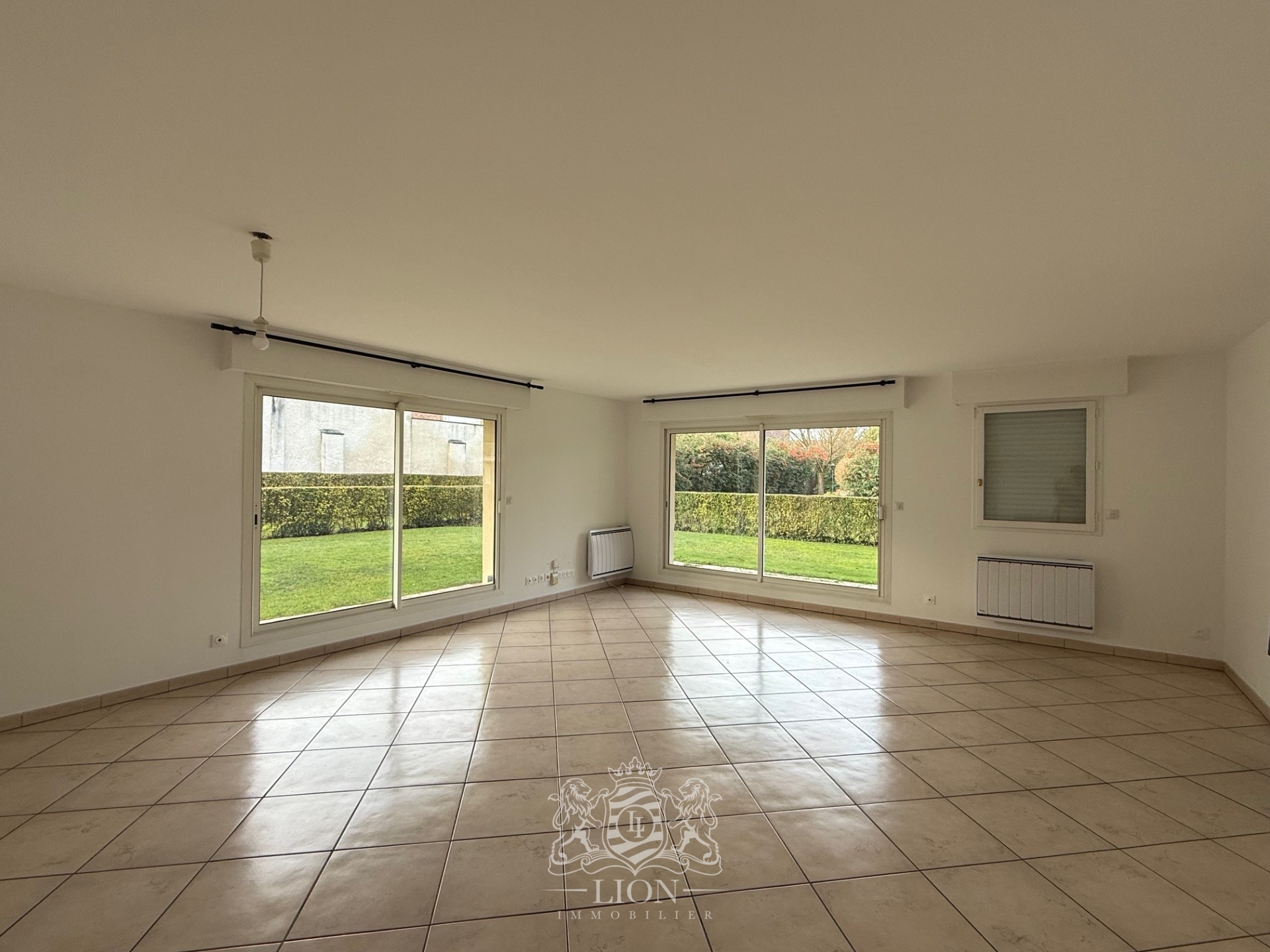 Asmq lambersart t4 avec jardin et garage Photo 2 - Le Lion Immobilier