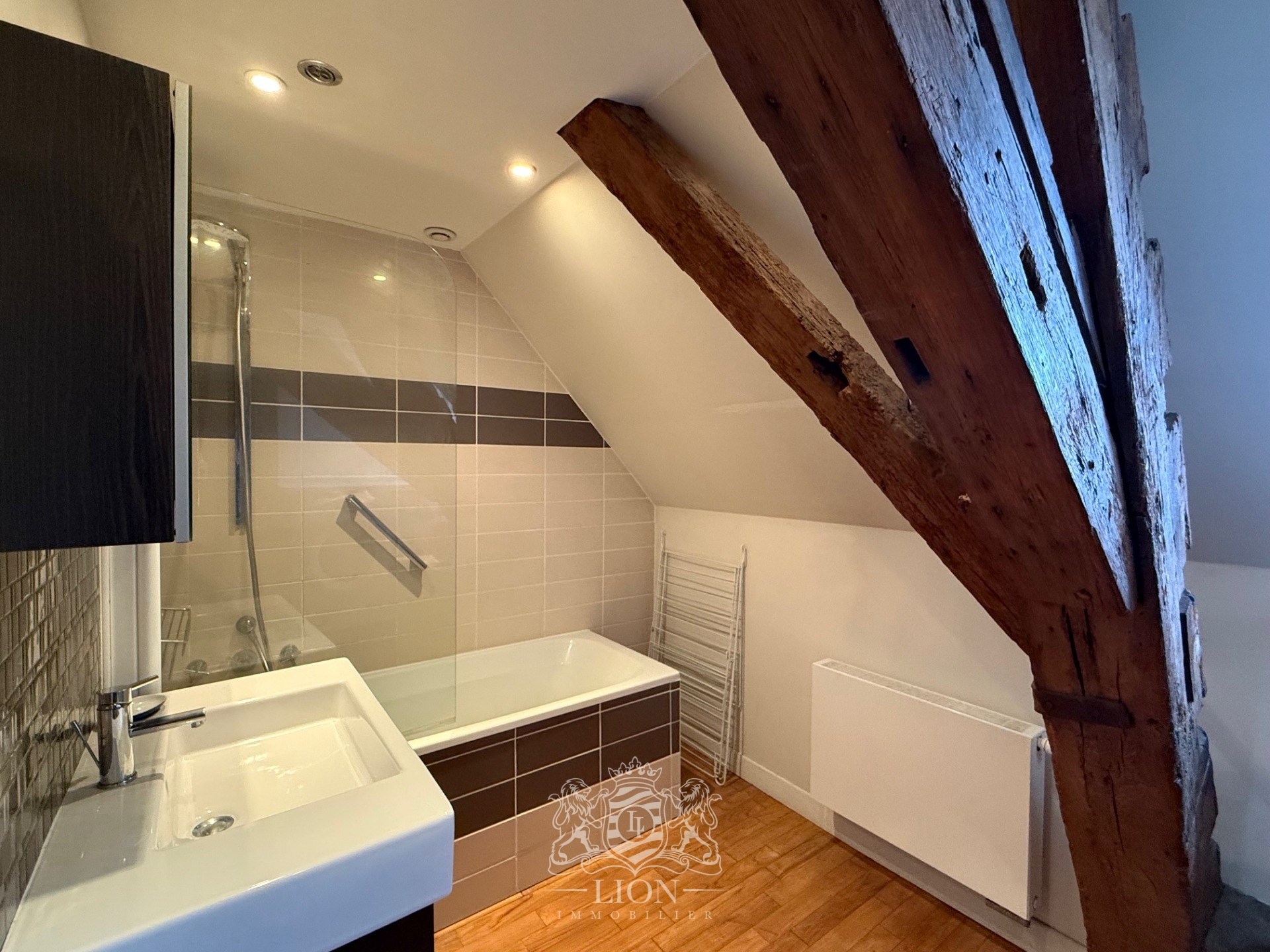 Asmu vieux lille t3 meuble en duplex Photo 14 - Le Lion Immobilier