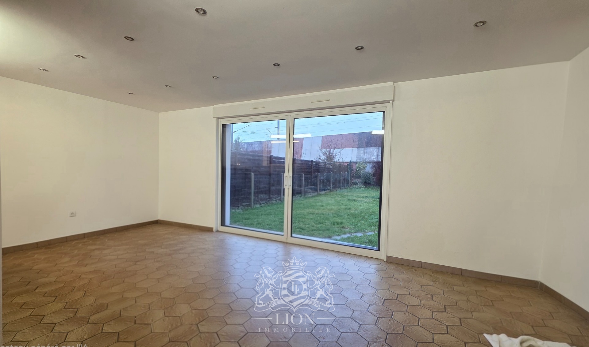 Exclusivite bourg maison familiale avec garage et parking Photo 10 - Le Lion Immobilier