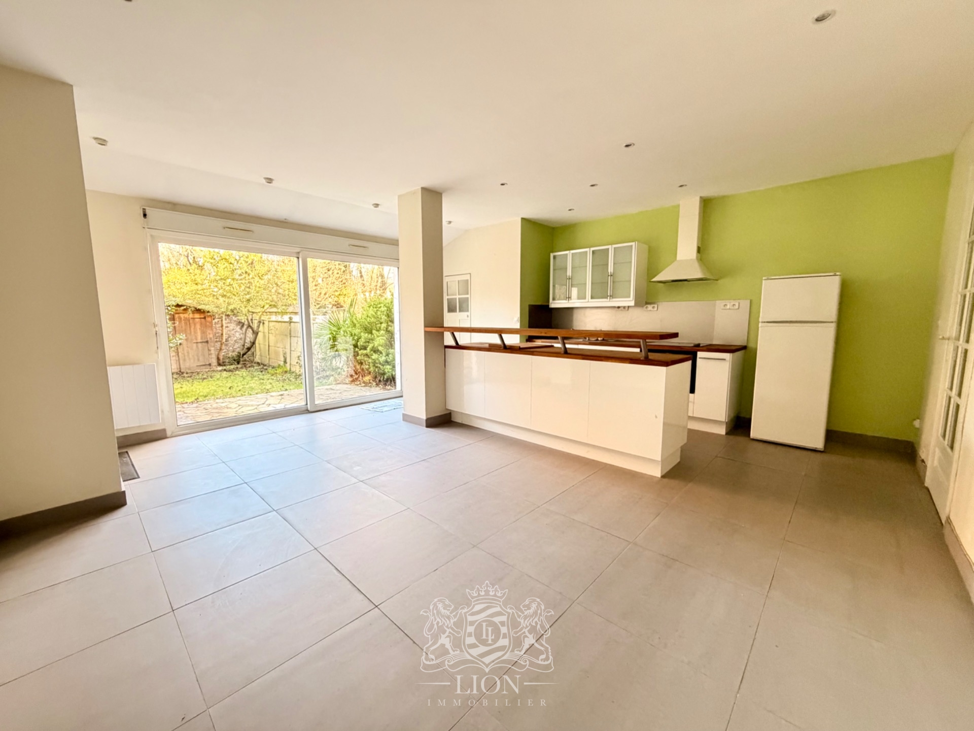 Appartement proche de la citadelle avec 80 m de jardin Photo 1 - Le Lion Immobilier Appartement proche de la citadelle avec 80 m de jardin Photo 1 - Le Lion Immobilier