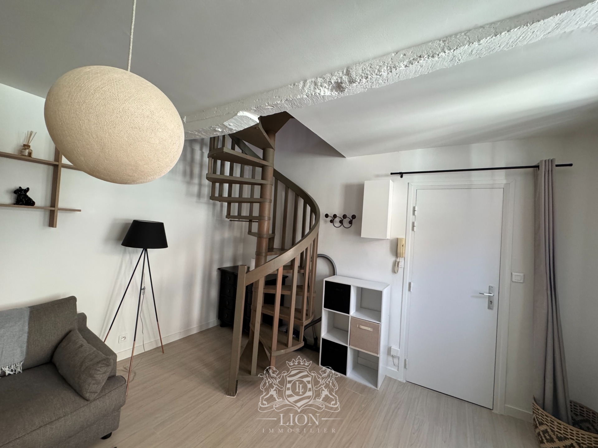 Asvw appartement en plein coeur du vieux lille Photo 3 - Le Lion Immobilier