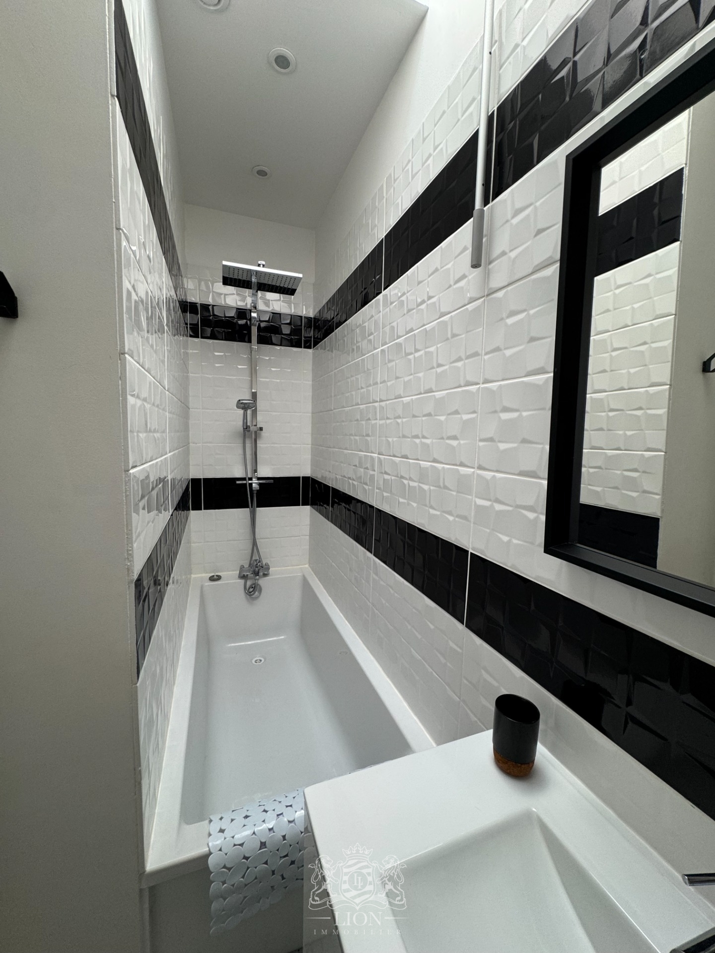 Asvw appartement en plein coeur du vieux lille Photo 7 - Le Lion Immobilier