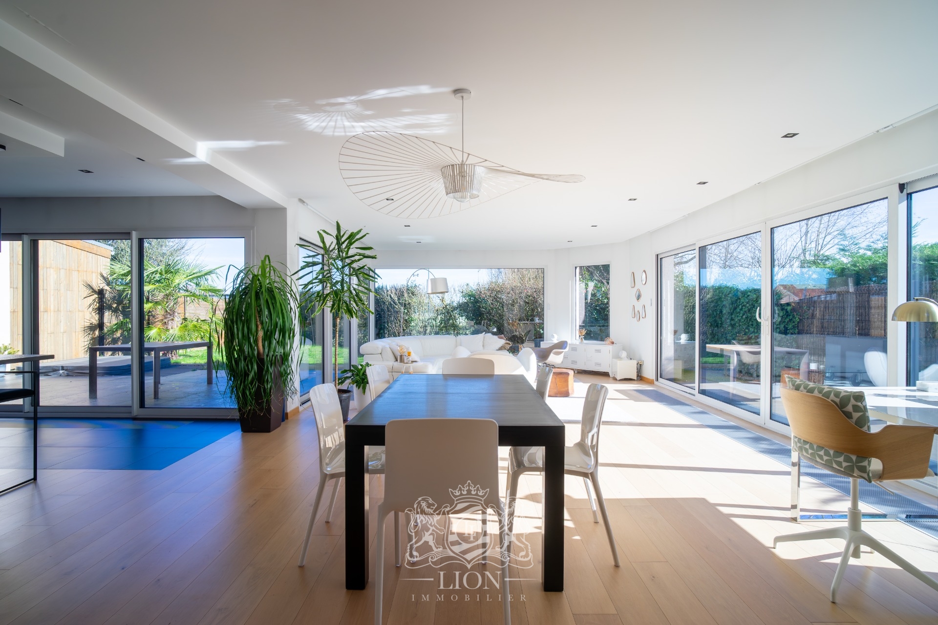 Ascq village 4 chambres baignee de lumiere Photo 1 - Le Lion Immobilier