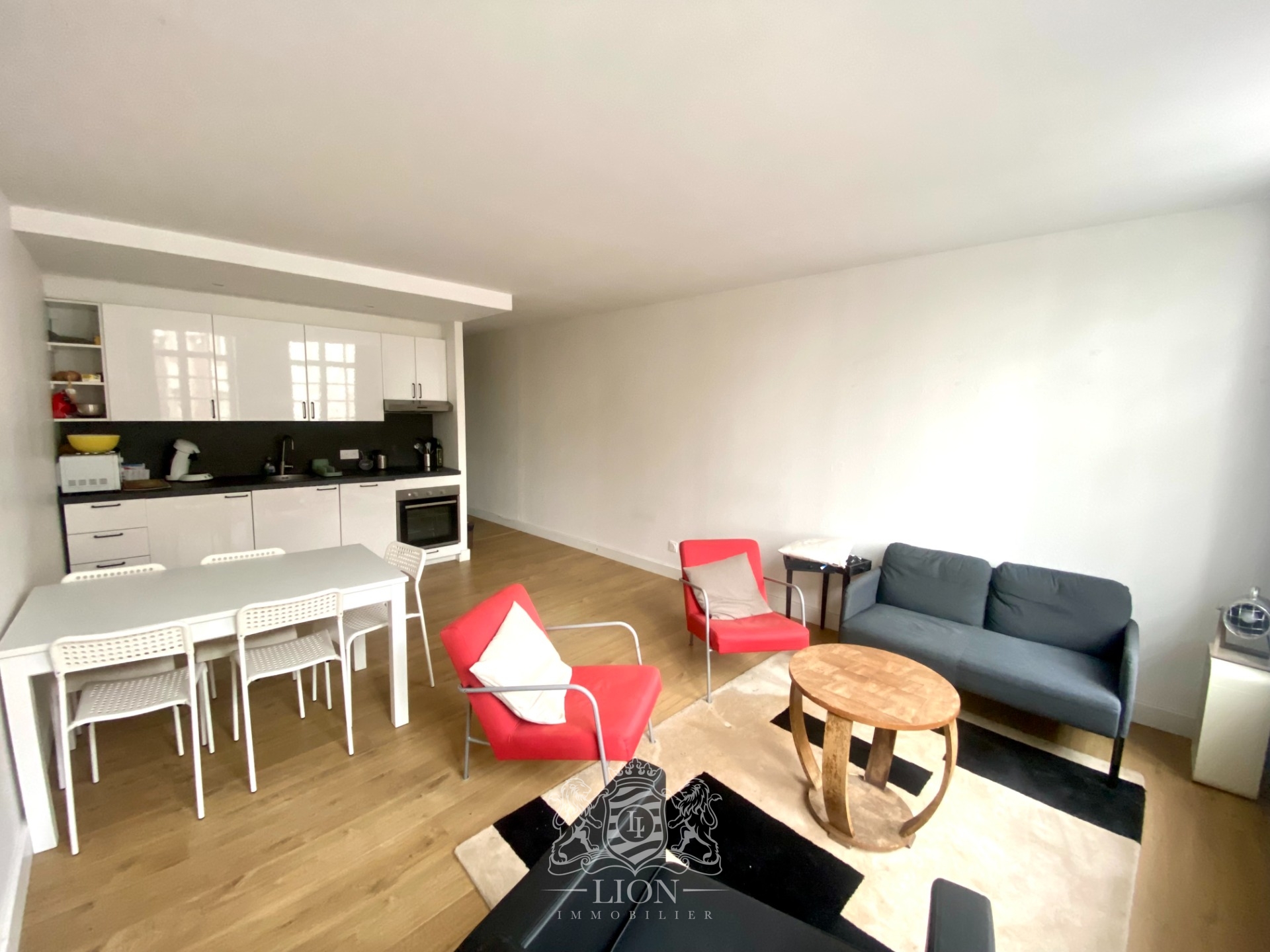 Vieux lille type 2 44m2 Photo 1 - Le Lion Immobilier Vieux lille type 2 44m2 Photo 1 - Le Lion Immobilier
