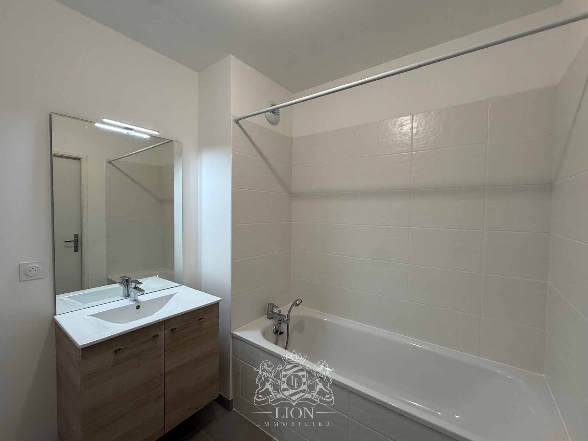 Atkk lambersart t3 avec terrasse et parking Photo 10 - Le Lion Immobilier