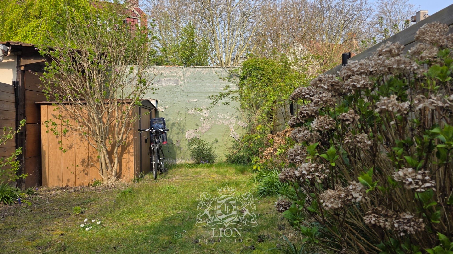 Maison coquette avec  4 chambres et 1 bureau Photo 5 - Le Lion Immobilier