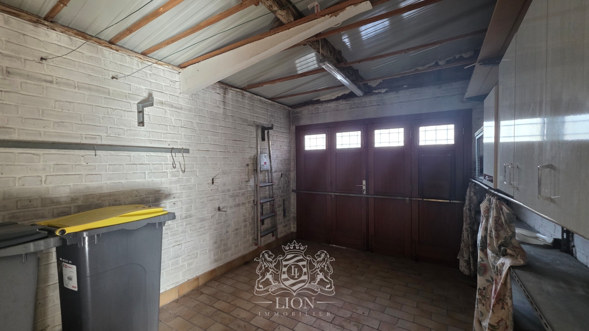 Maison de ville au fort potentiel   4 chambres grand garage Photo 13 - Le Lion Immobilier