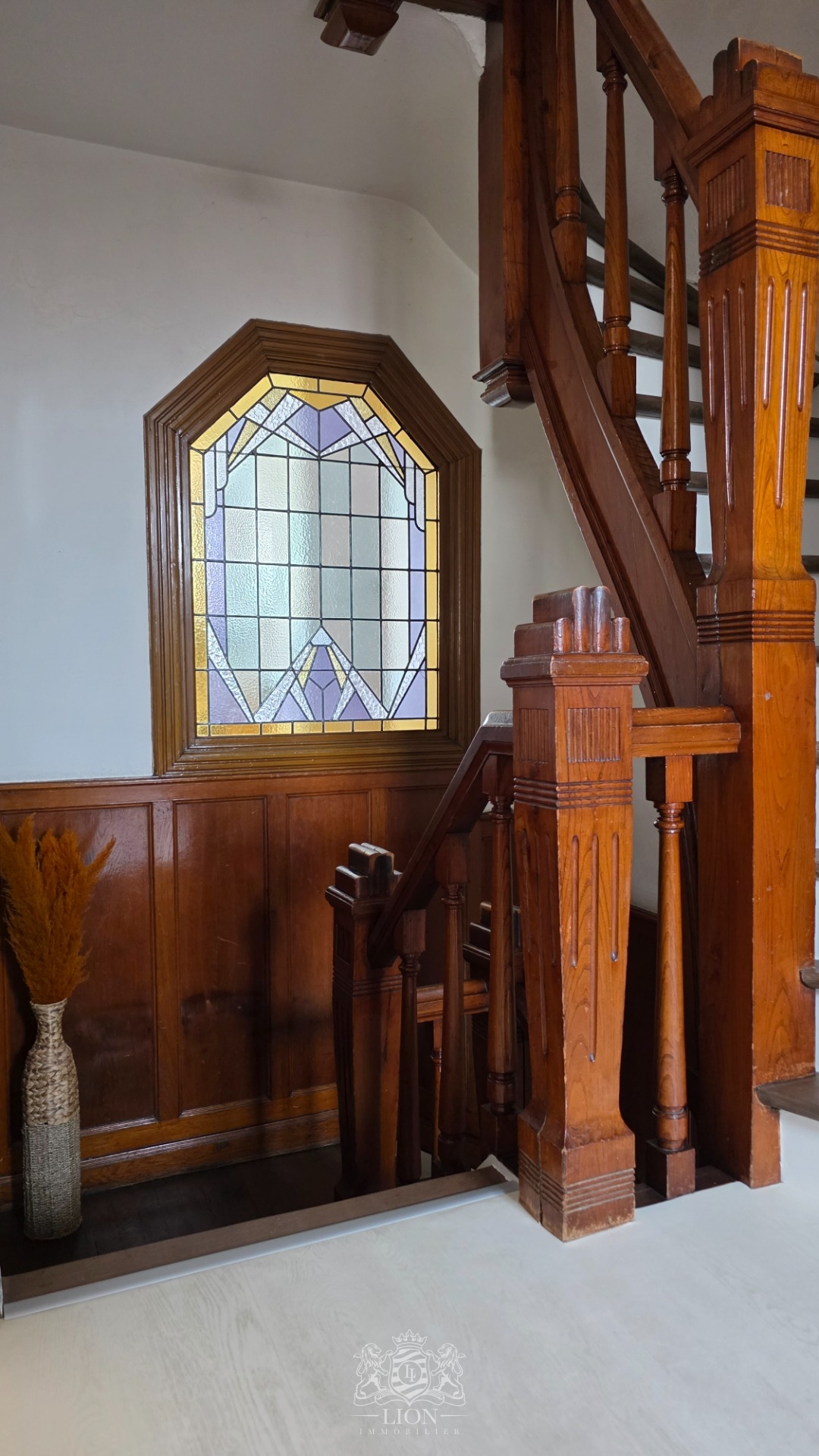 Buisson maison art deco remplie de charme Photo 5 - Le Lion Immobilier Buisson maison art deco remplie de charme Photo 5 - Le Lion Immobilier