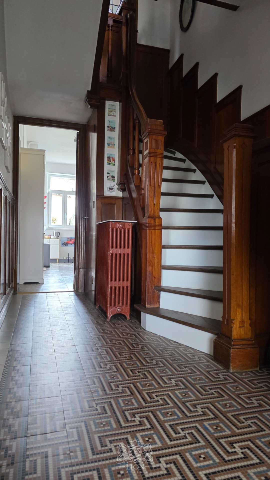 Buisson maison art deco remplie de charme Photo 11 - Le Lion Immobilier Buisson maison art deco remplie de charme Photo 11 - Le Lion Immobilier