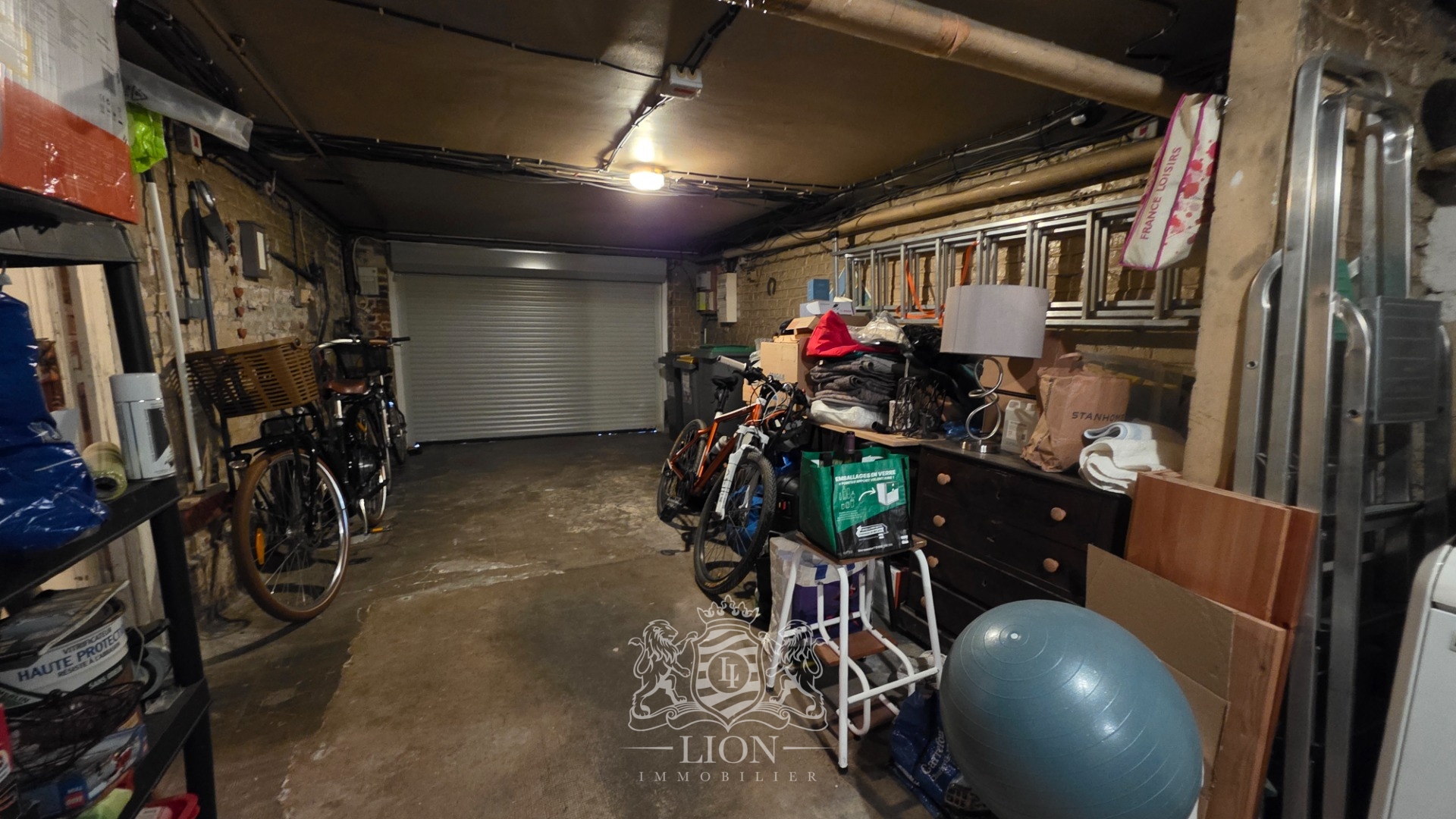 Buisson maison art deco remplie de charme Photo 17 - Le Lion Immobilier Buisson maison art deco remplie de charme Photo 17 - Le Lion Immobilier