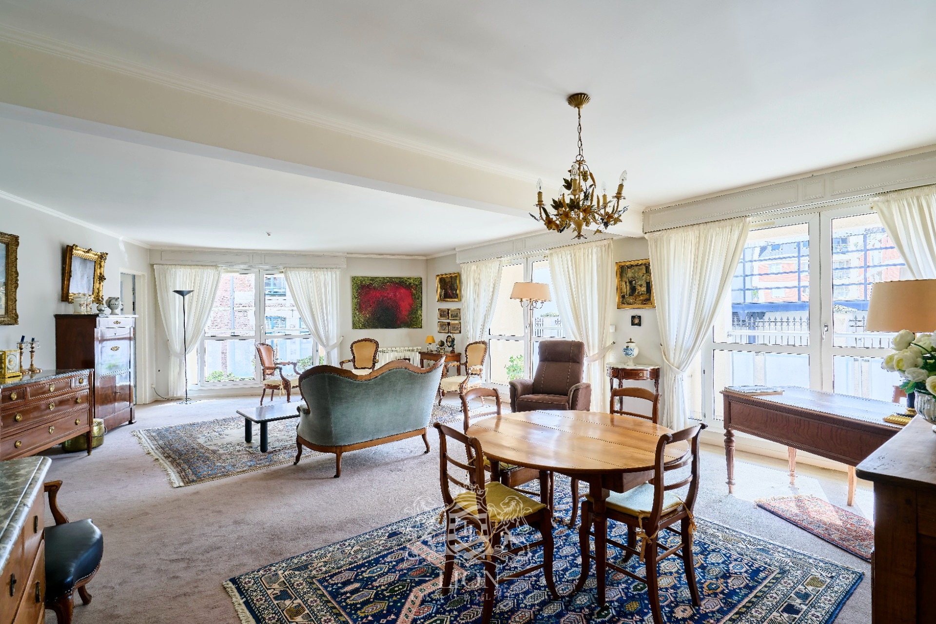 Appartement 3 ou 4 chambres balcon deux parkings  Photo 2 - Le Lion Immobilier