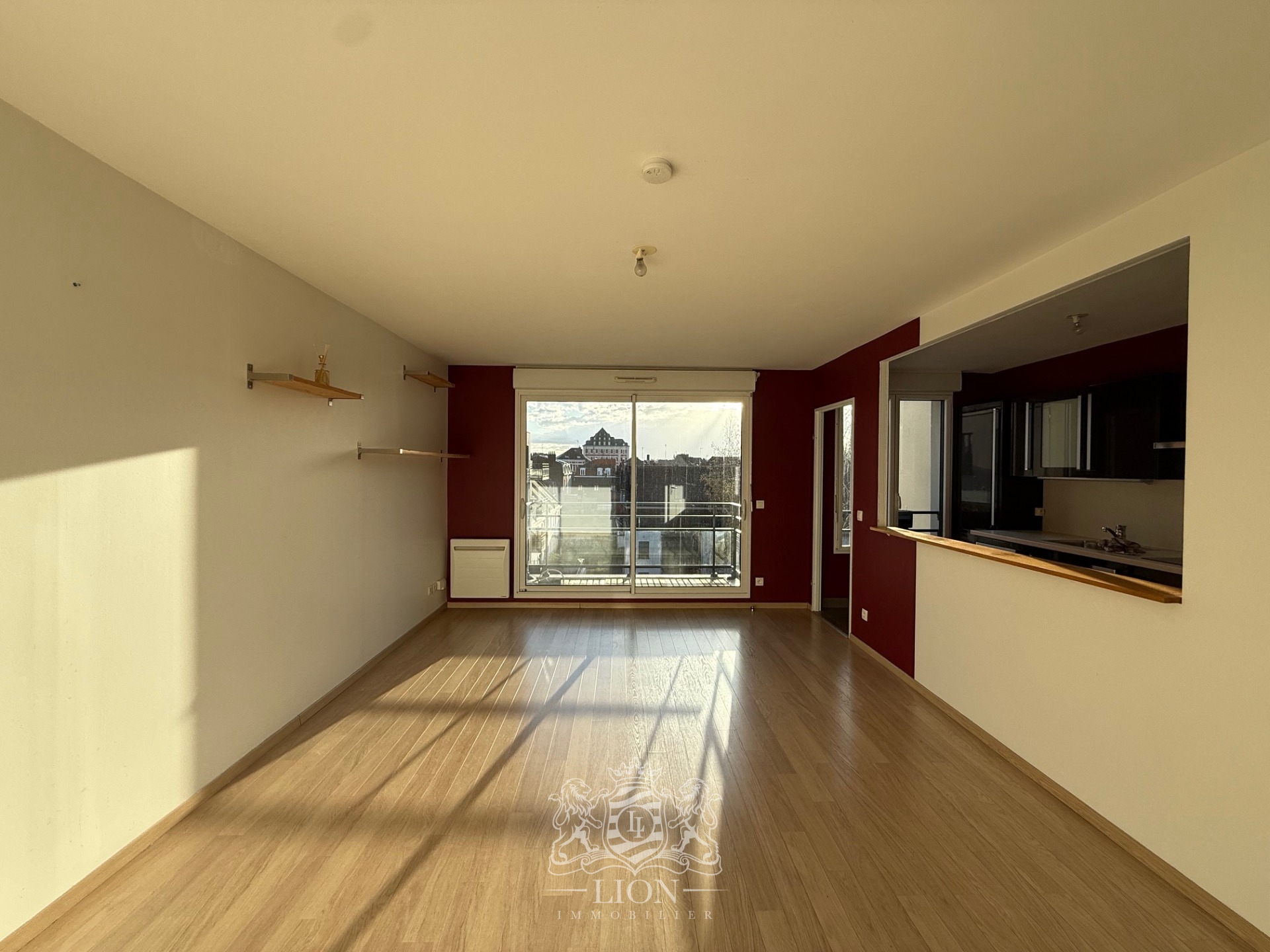 Atul vieux lille t3 avec terrasse et parking Photo 2 - Le Lion Immobilier