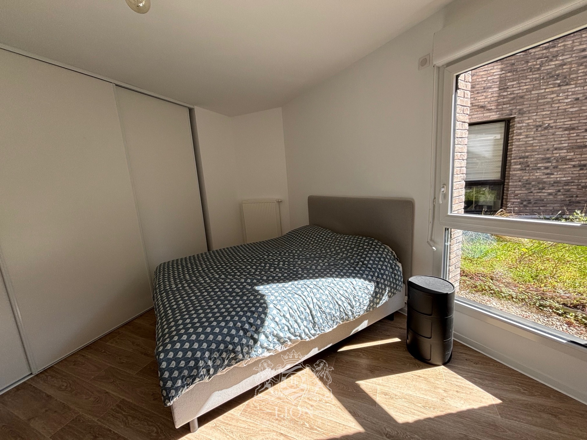 Lille centre porte de paris t2 balcon parking Photo 7 - Le Lion Immobilier Lille centre porte de paris t2 balcon parking Photo 7 - Le Lion Immobilier