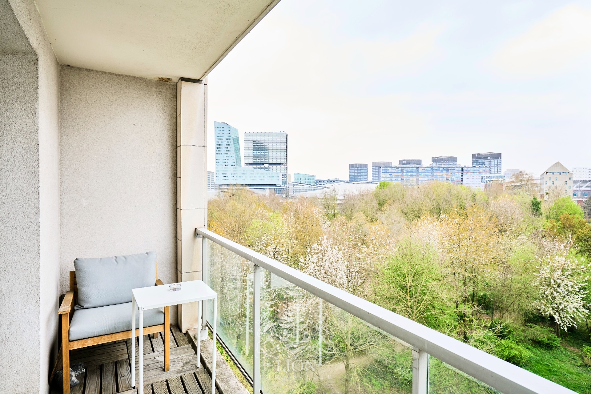 T2 proche centre et gare balcon et parking  Photo 2 - Le Lion Immobilier